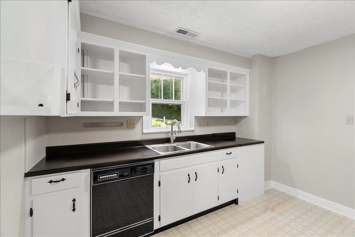 2537 Rosemary Road Christiansburg VA 24073