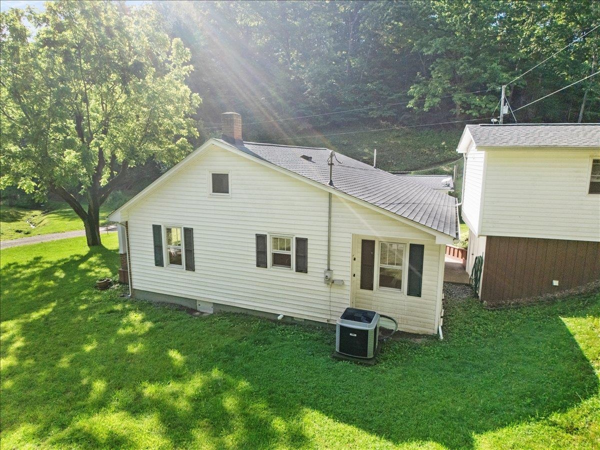 2537 Rosemary Road Christiansburg VA 24073