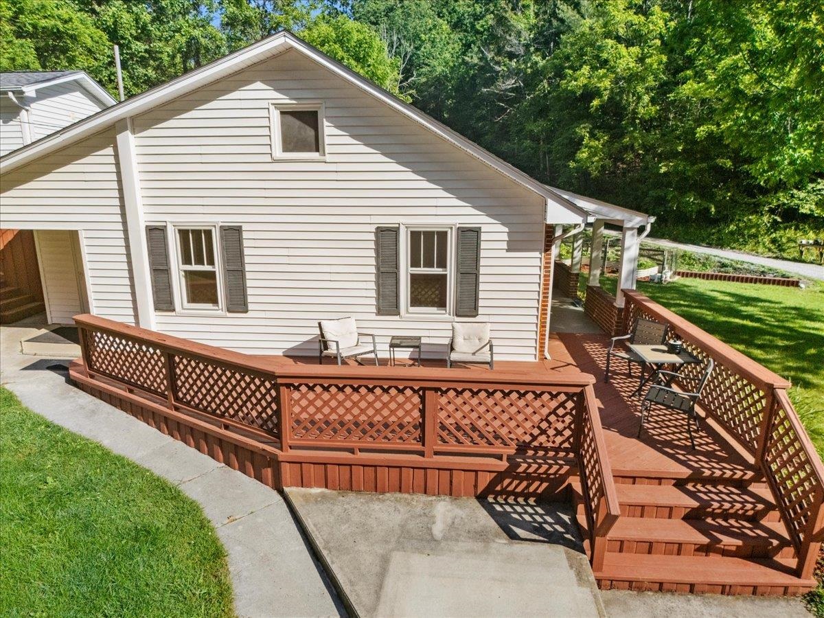 2537 Rosemary Road Christiansburg VA 24073