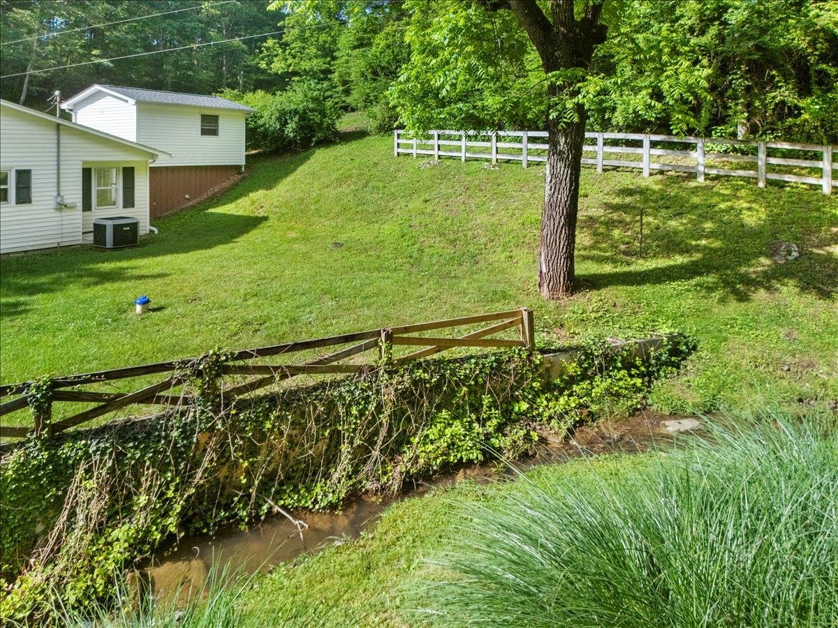 2537 Rosemary Road Christiansburg VA 24073