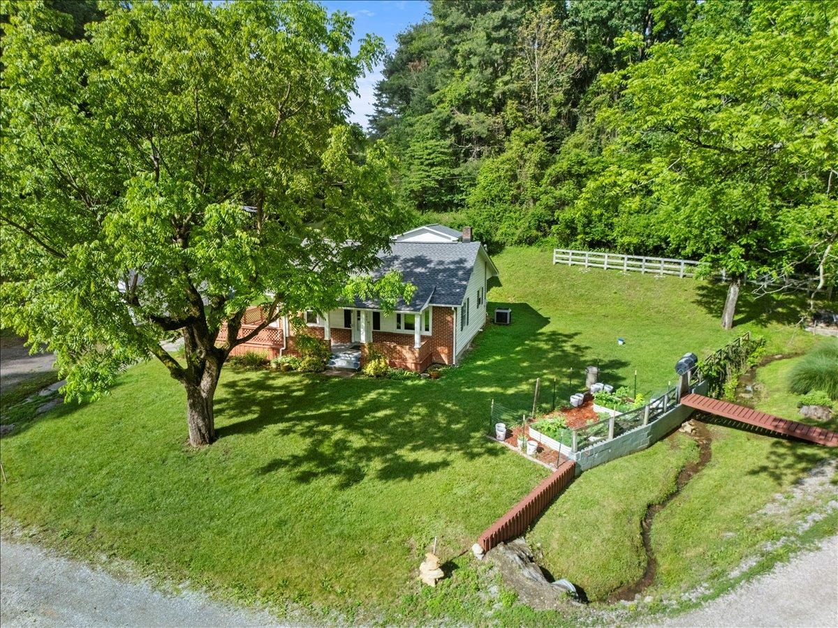 2537 Rosemary Road Christiansburg VA 24073