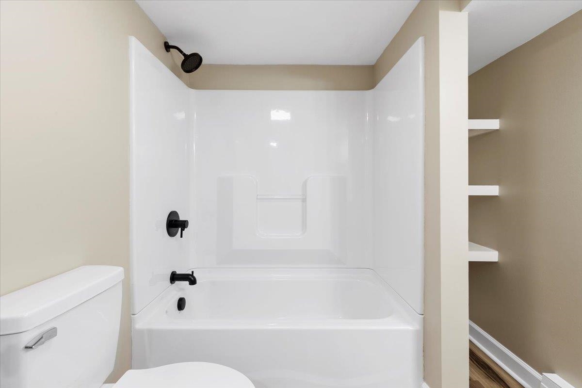 1965 Alum Spring Road Pulaski VA 24301