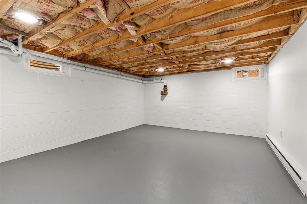 1965 Alum Spring Road Pulaski VA 24301