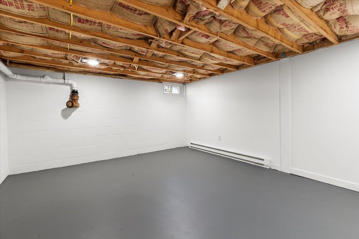 1965 Alum Spring Road Pulaski VA 24301