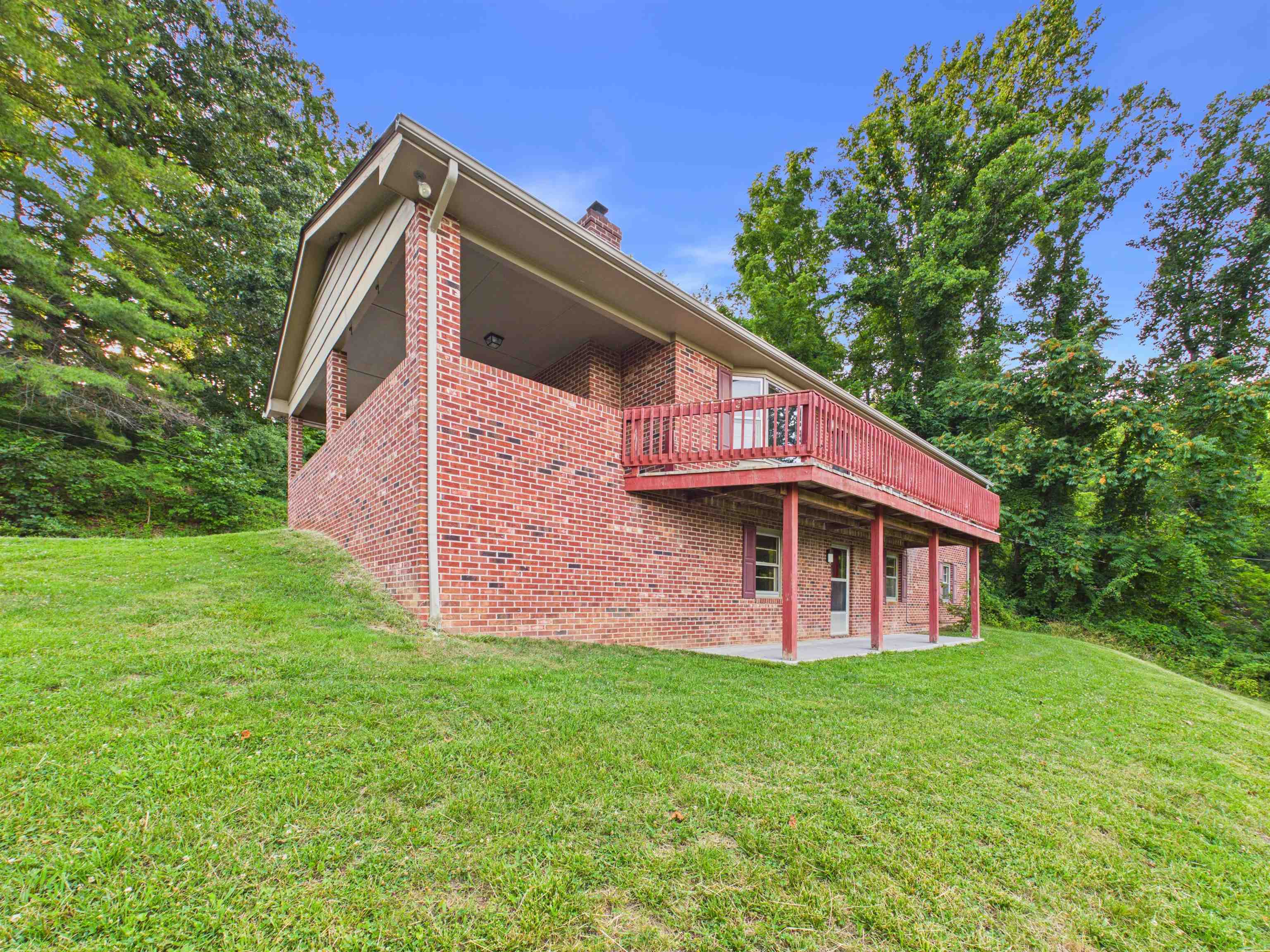 808 Summer Road Blacksburg VA 24060