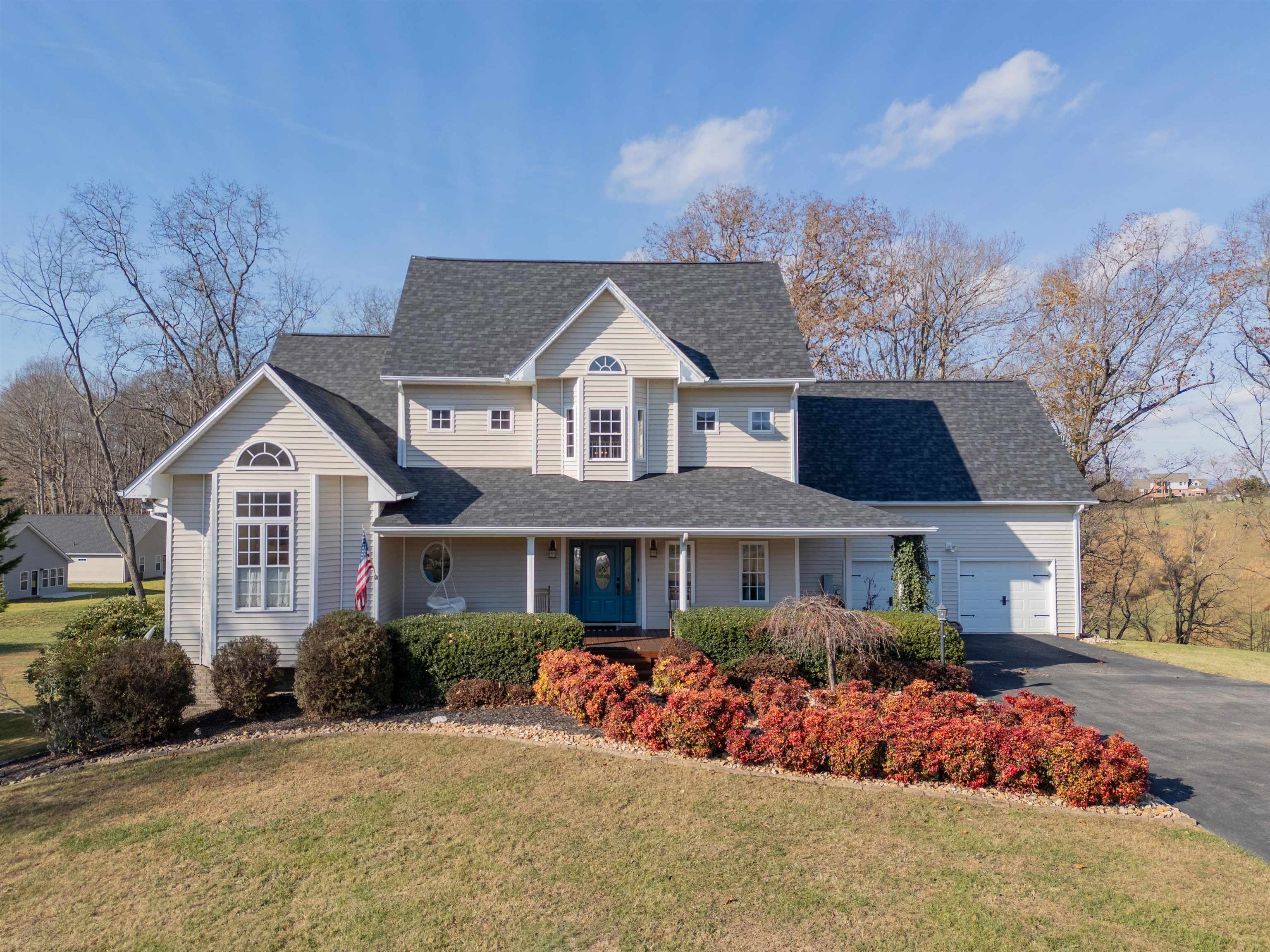 1005 W Rock Road Radford VA 24141