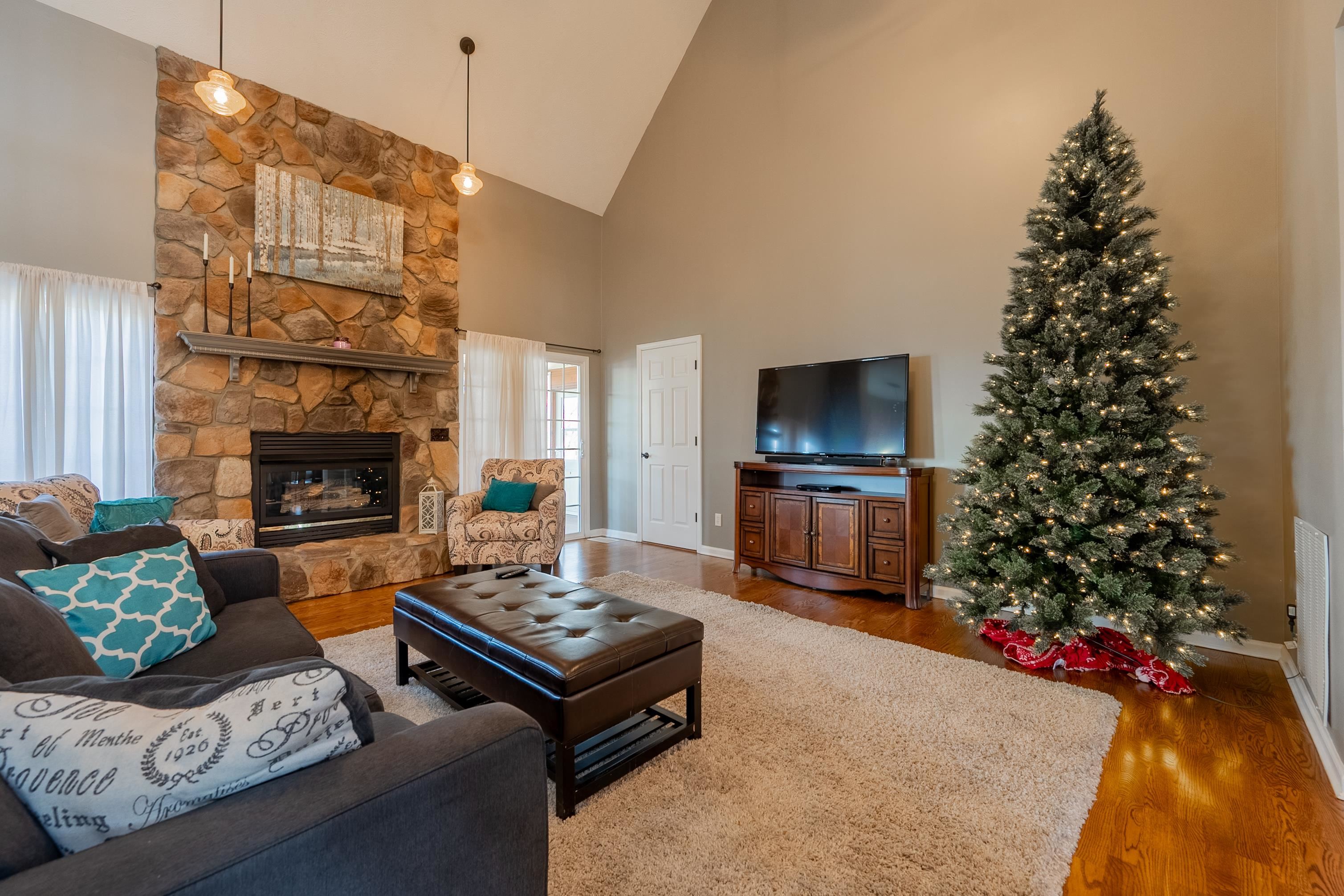 1005 W Rock Road Radford VA 24141