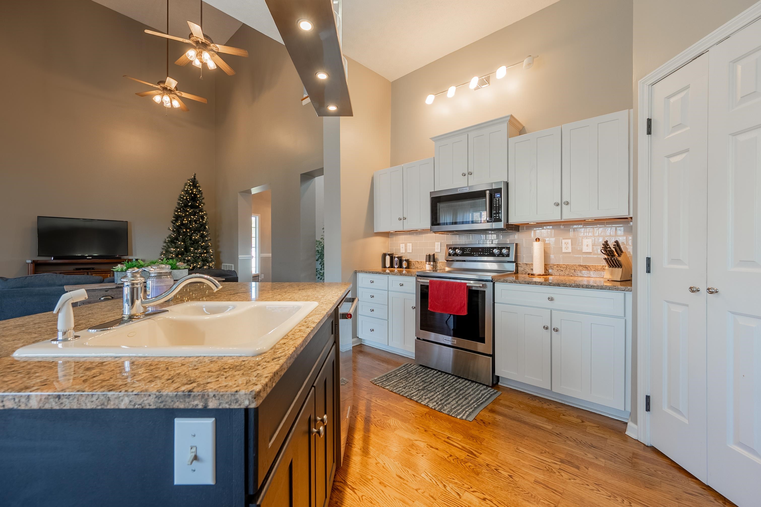 1005 W Rock Road Radford VA 24141