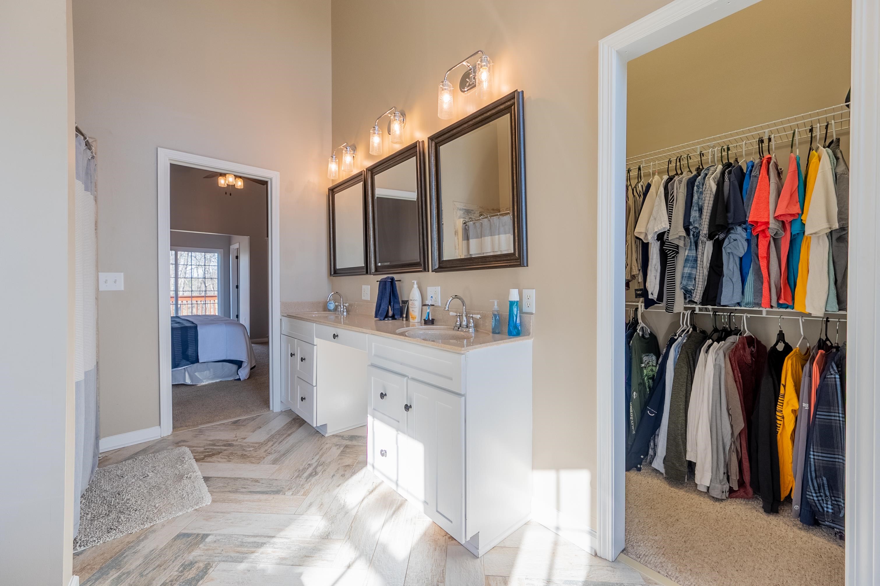 1005 W Rock Road Radford VA 24141