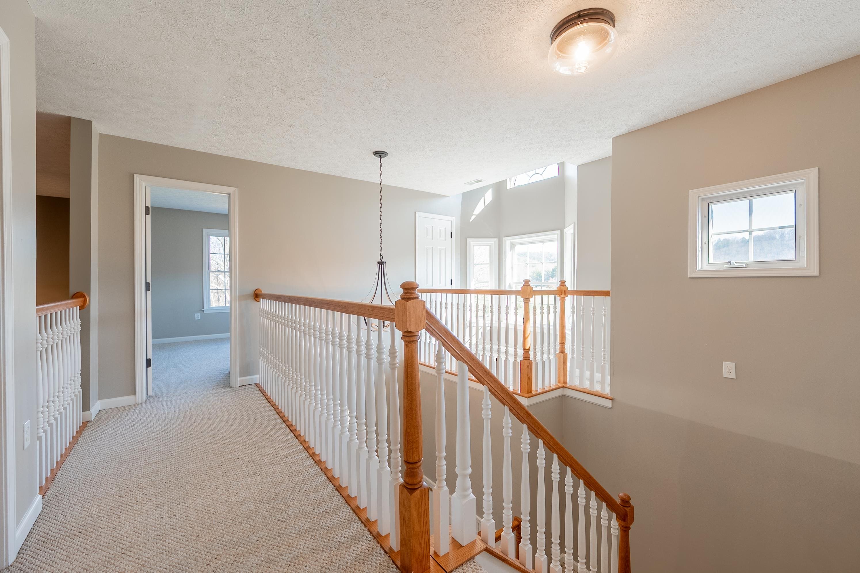 1005 W Rock Road Radford VA 24141