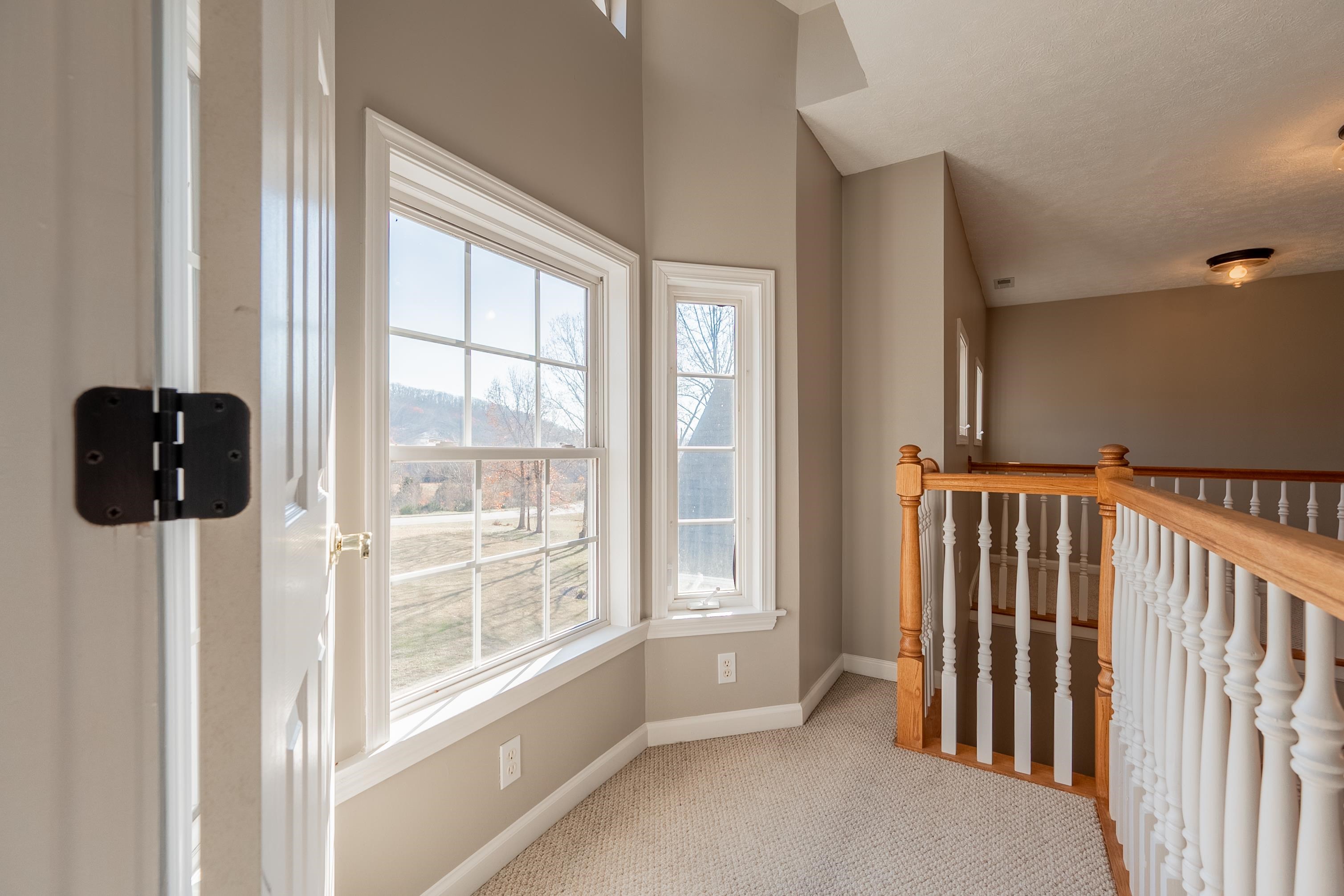 1005 W Rock Road Radford VA 24141