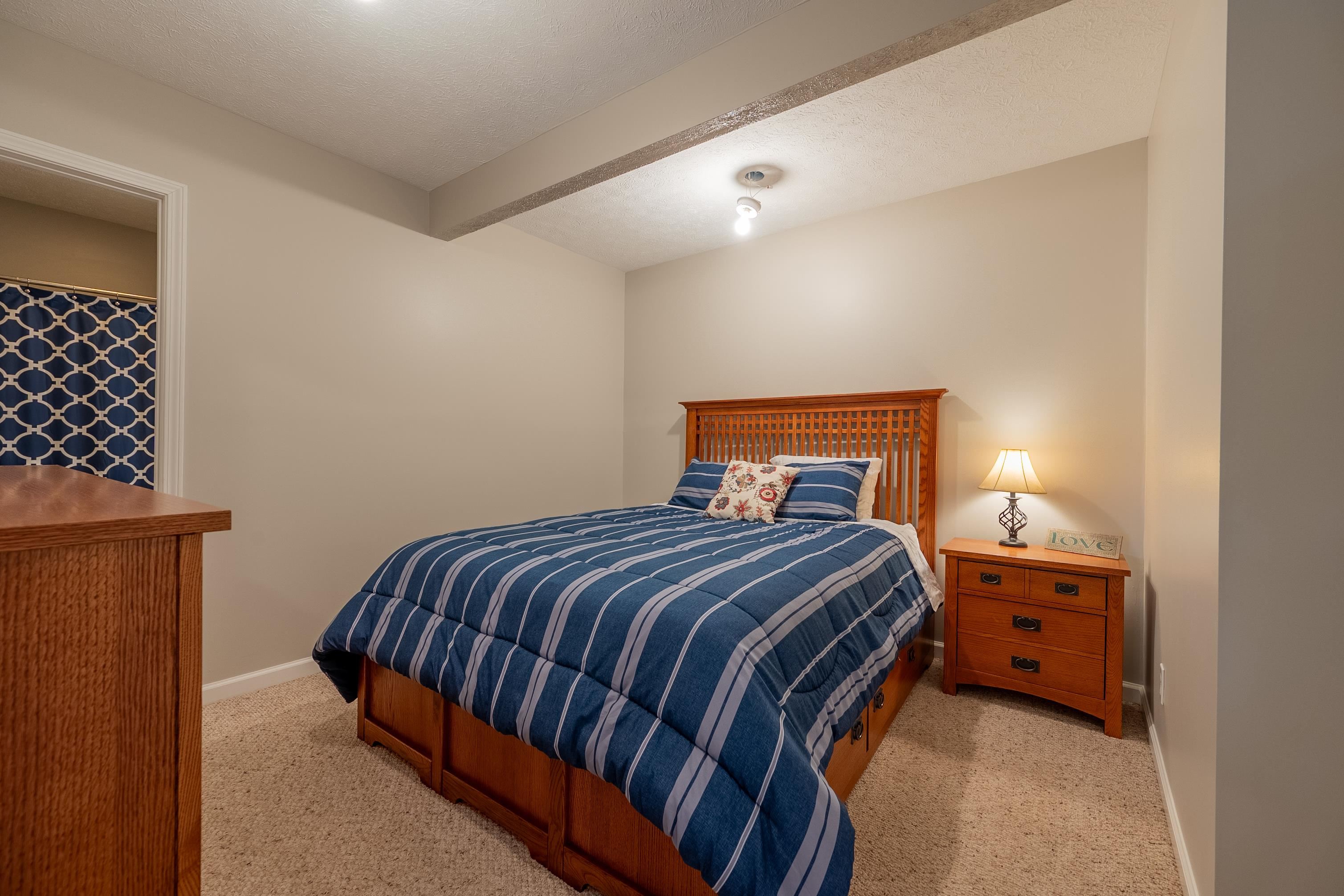 1005 W Rock Road Radford VA 24141