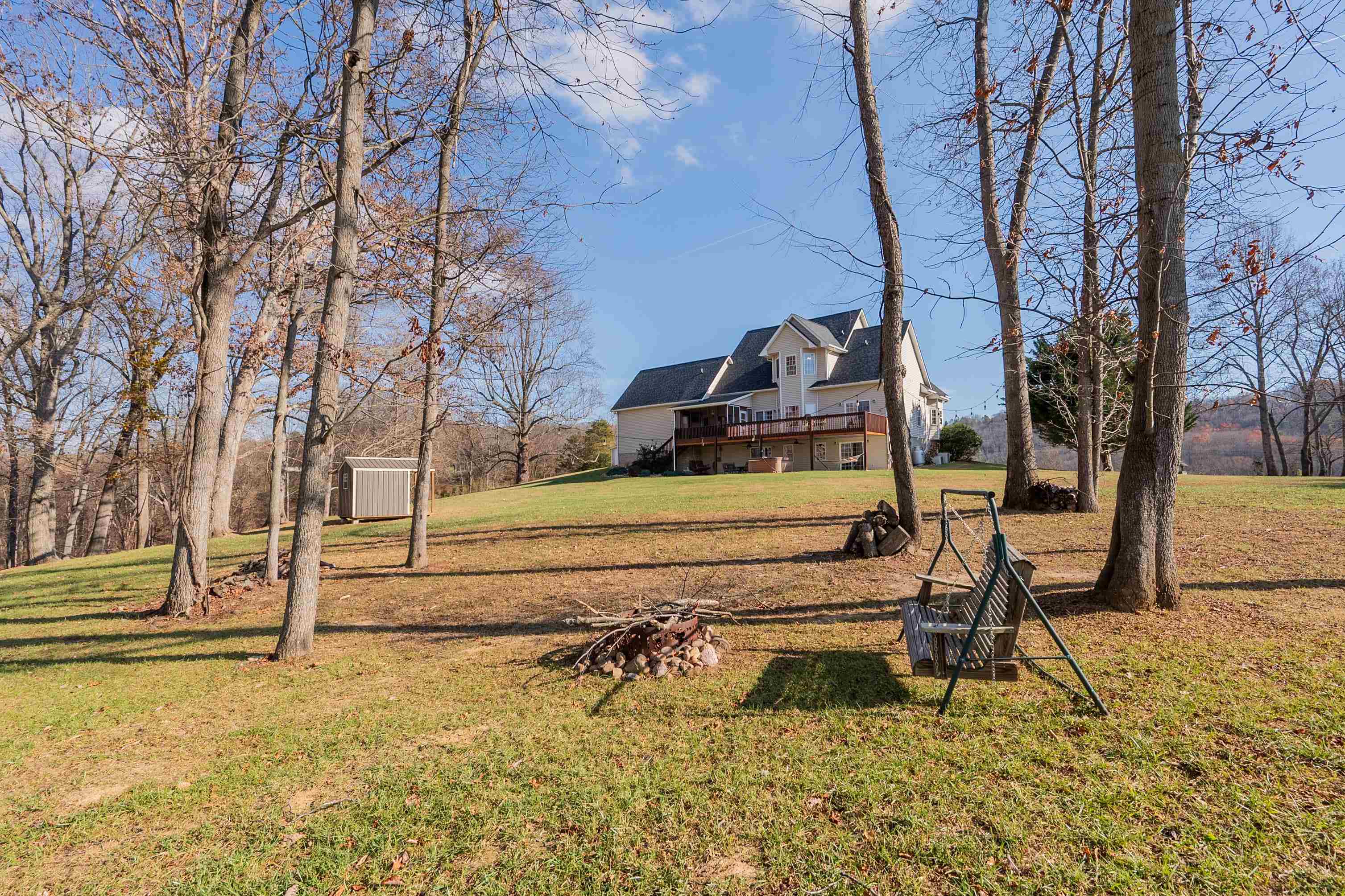 1005 W Rock Road Radford VA 24141