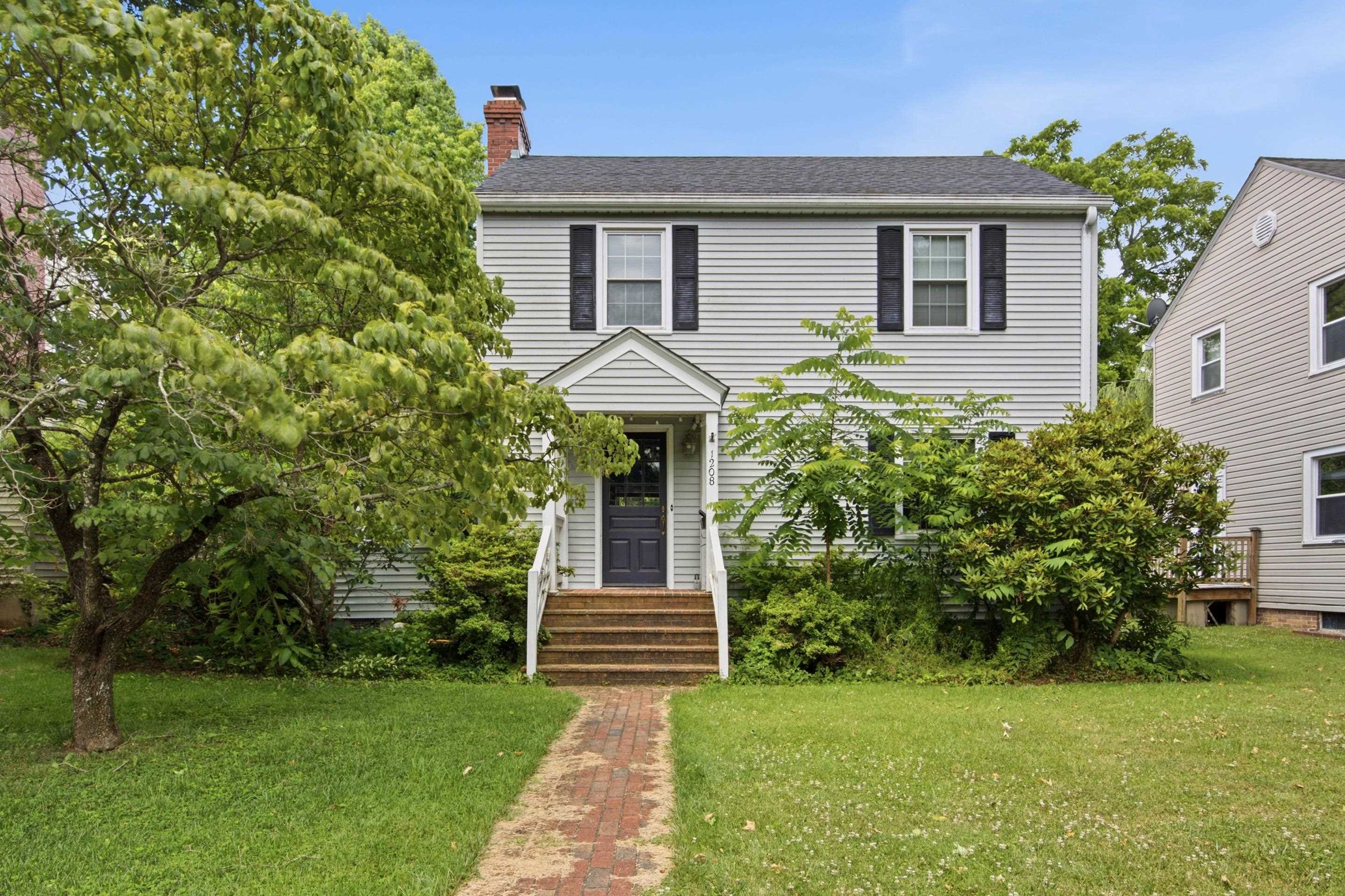 1208 Federal Street Radford VA 24141