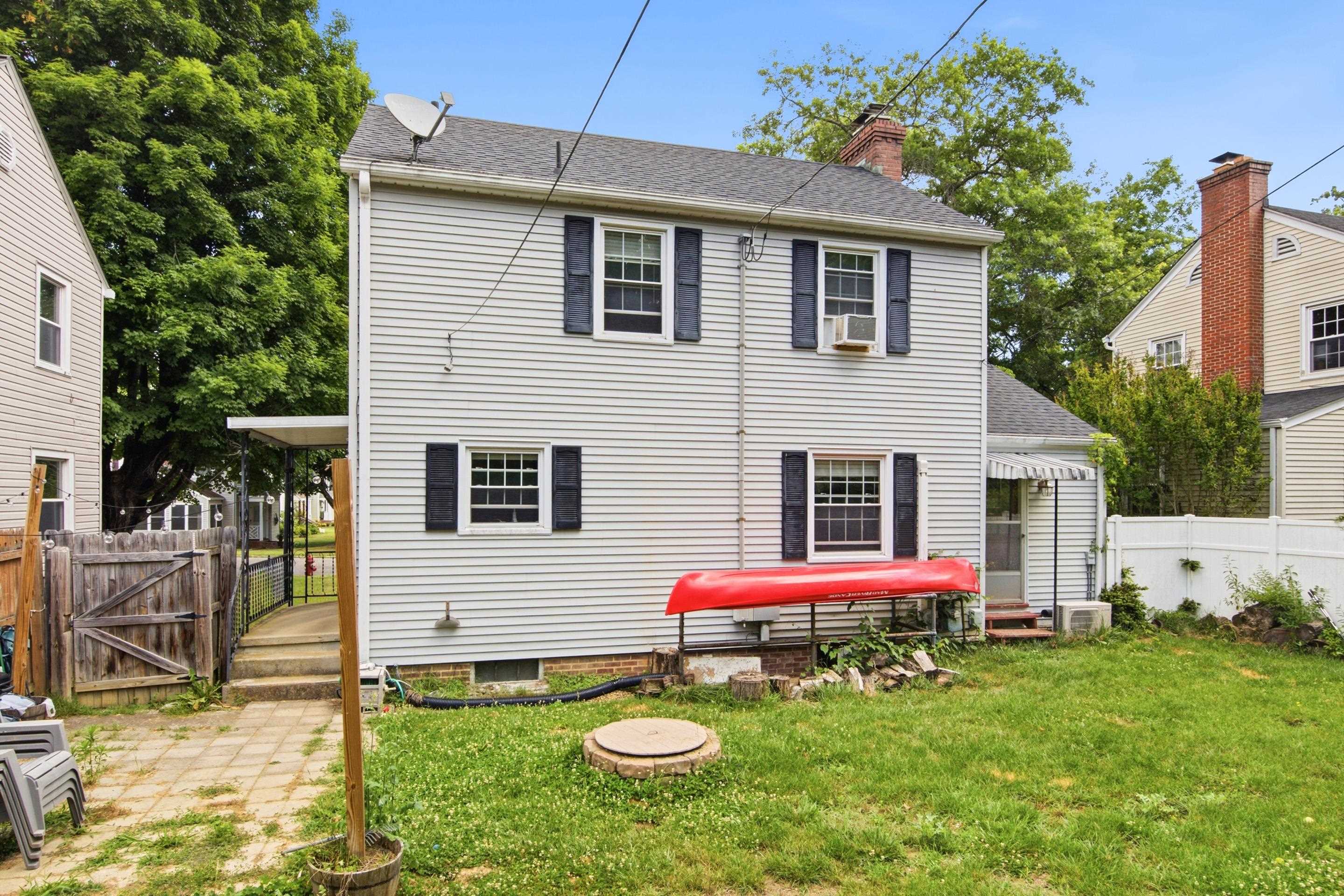 1208 Federal Street Radford VA 24141