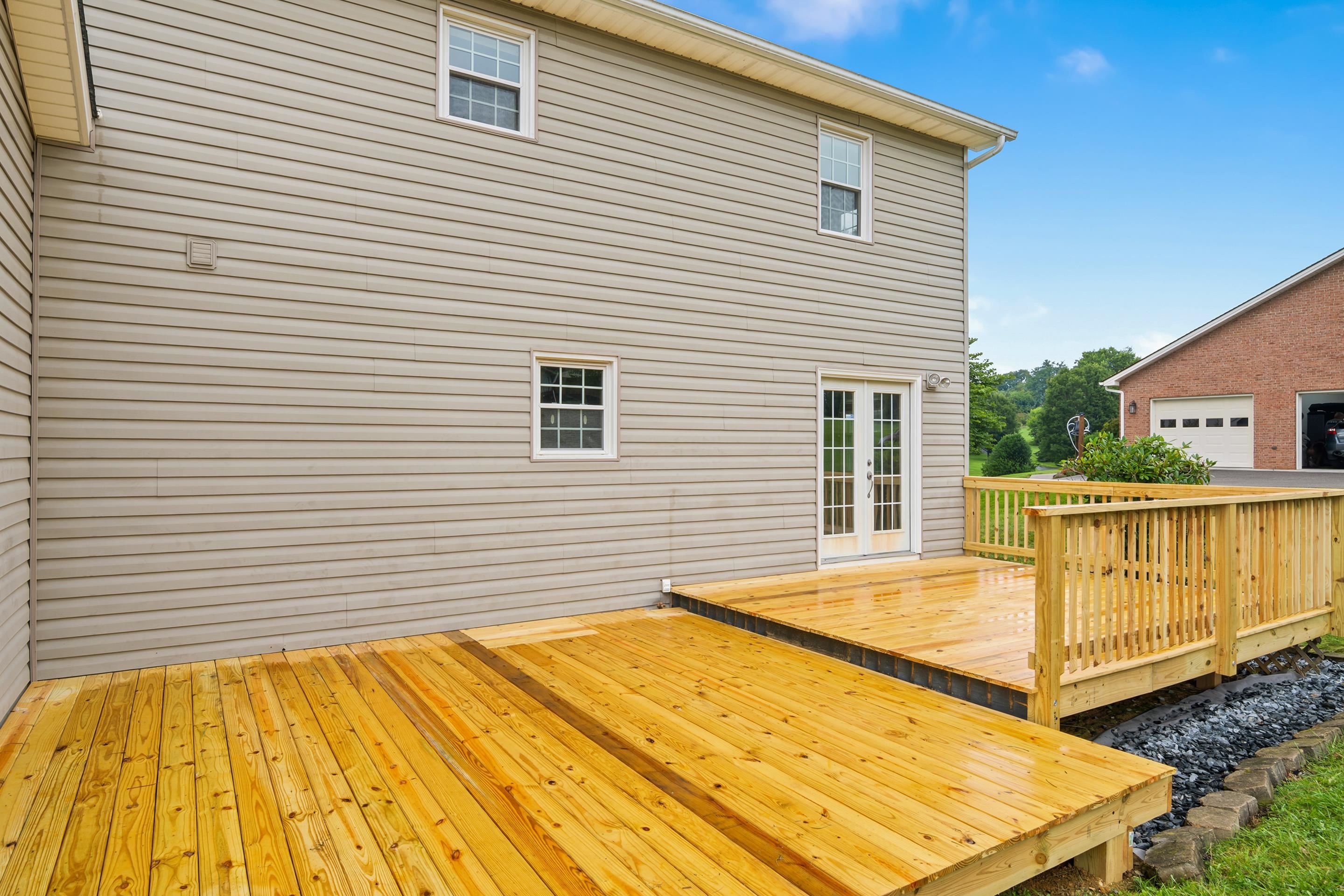 1435 W View Drive Christiansburg VA 24073