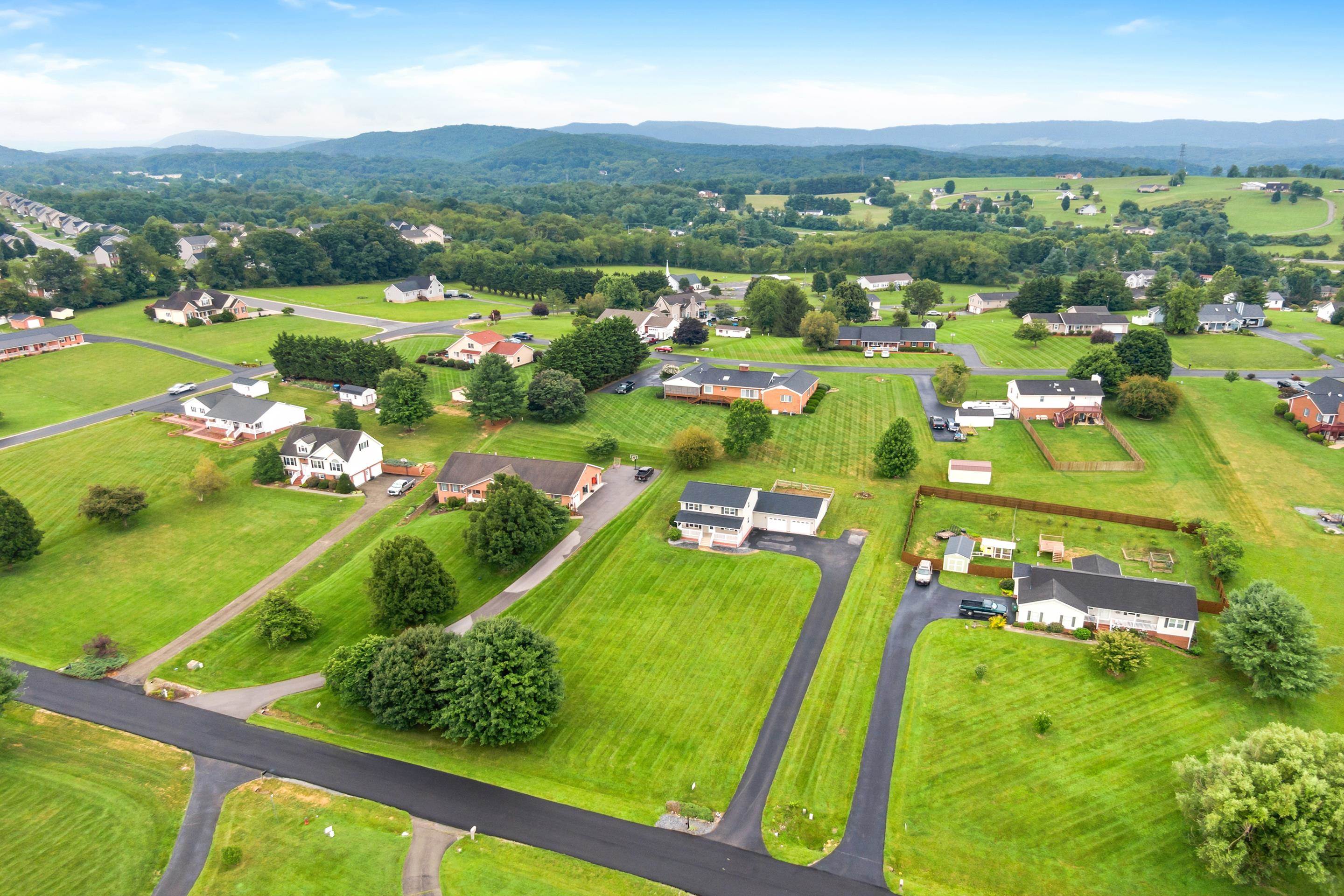 1435 W View Drive Christiansburg VA 24073
