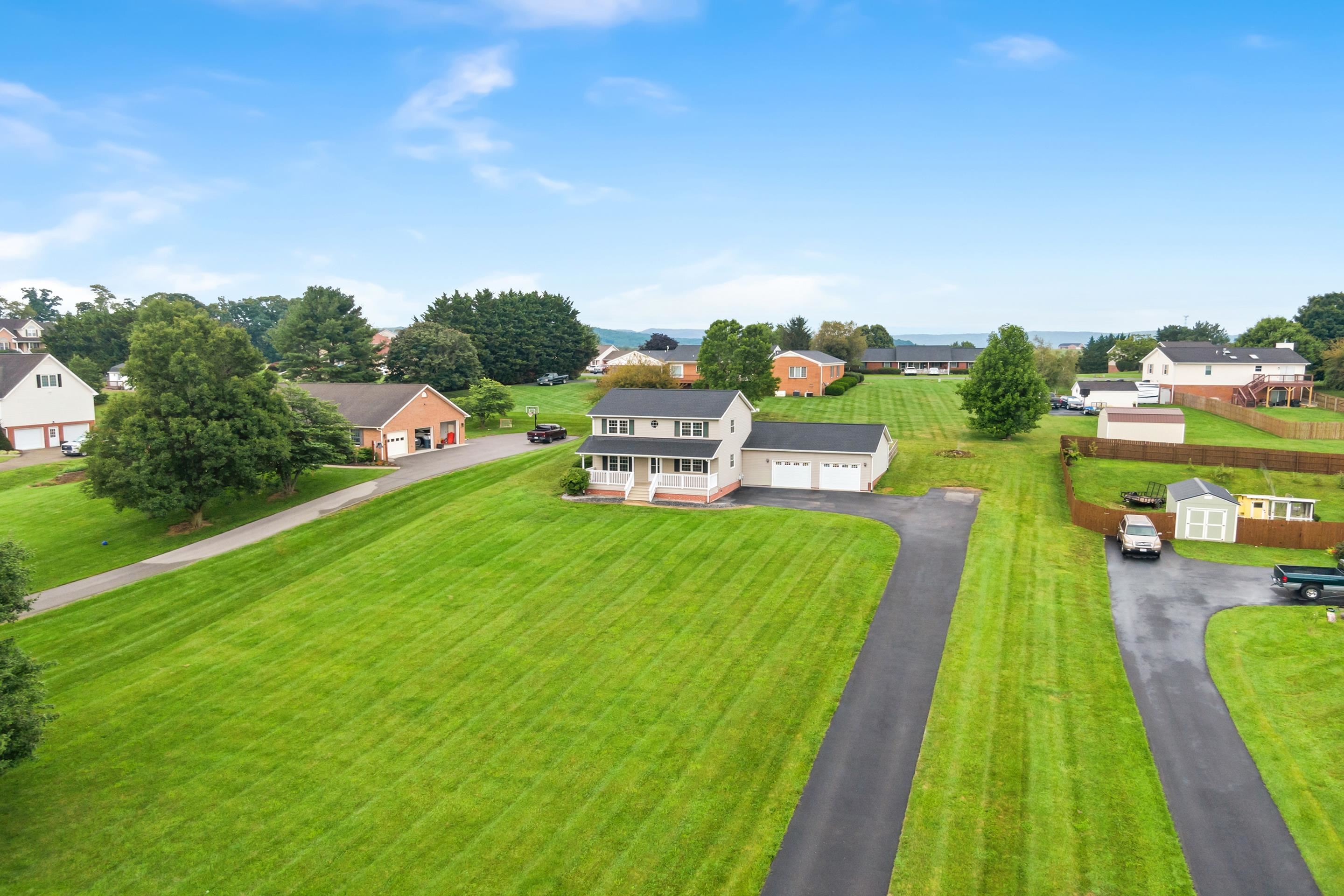 1435 W View Drive Christiansburg VA 24073
