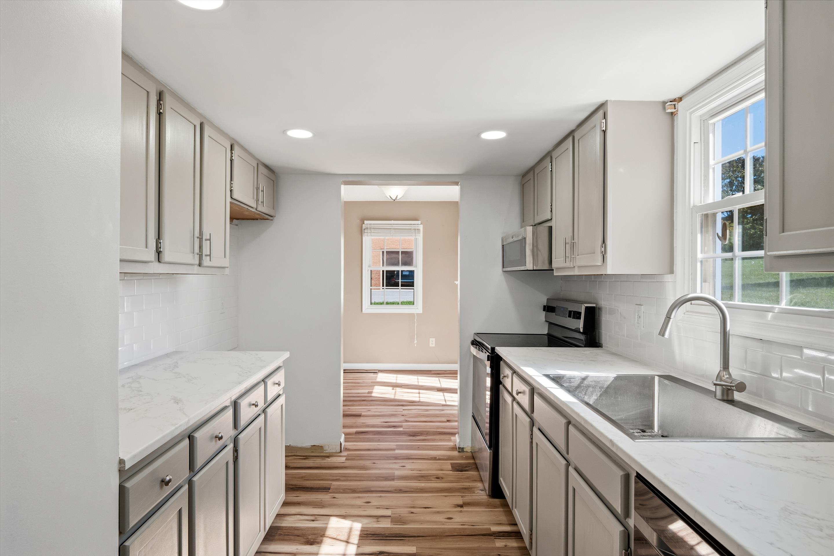1435 West View Drive Christiansburg VA 24073