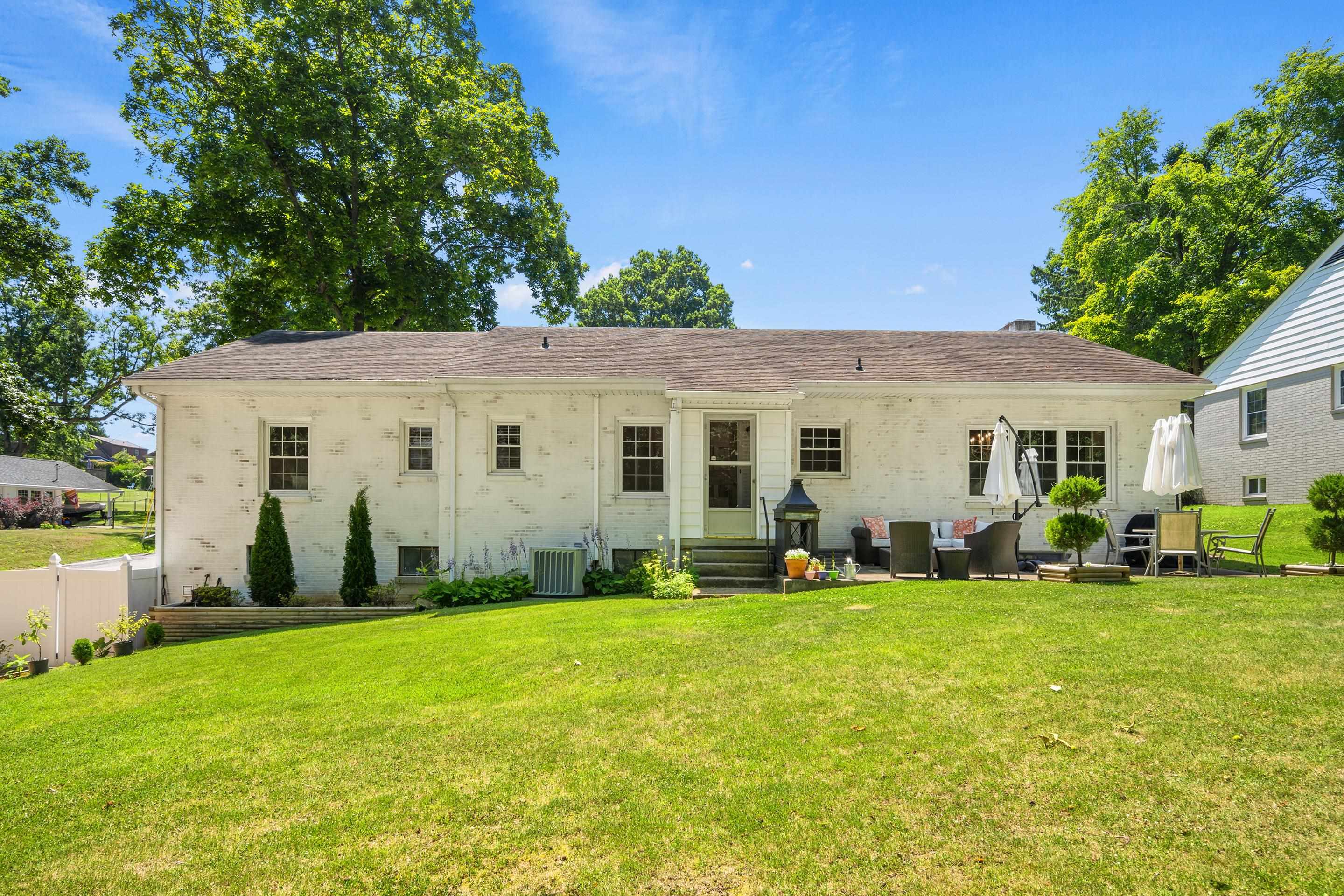 905 Oak Drive Christiansburg VA 24073