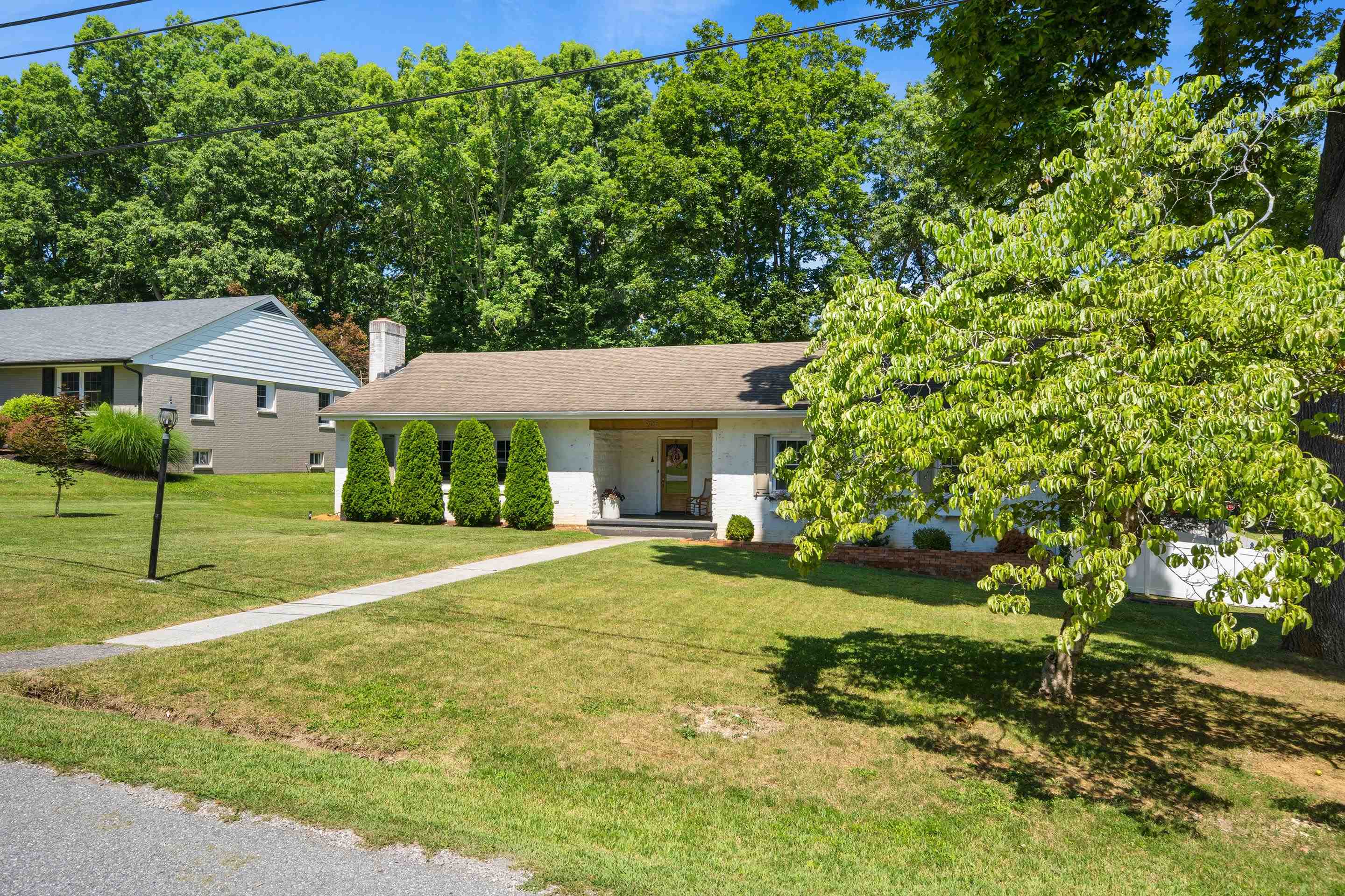 905 Oak Drive Christiansburg VA 24073