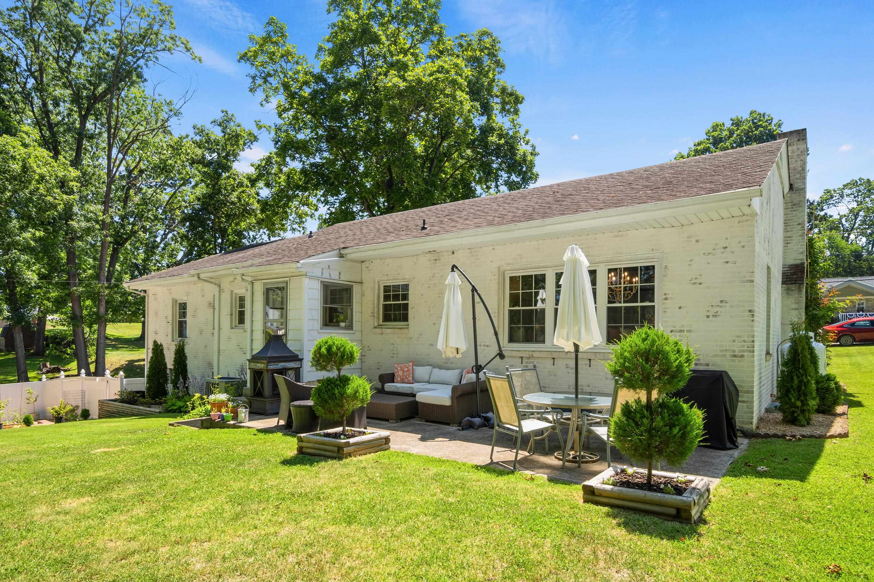 905 Oak Drive Christiansburg VA 24073