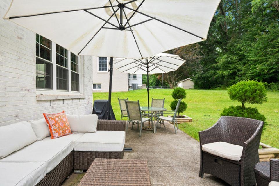 905 Oak Drive Christiansburg VA 24073