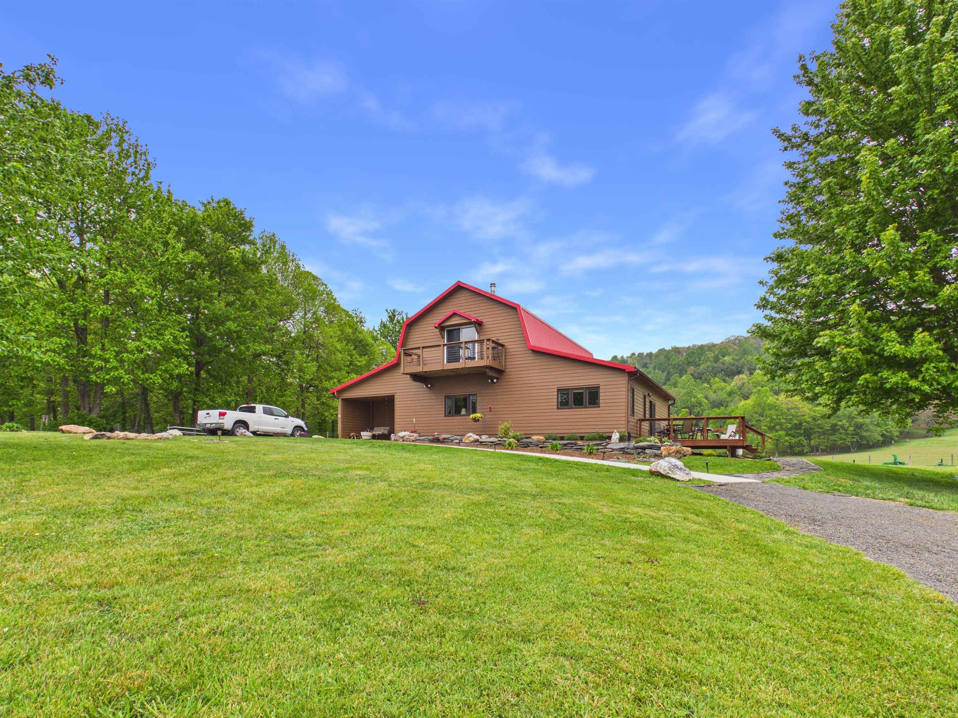 5821 Buffalo Mountain Road SW Meadows Of Dan VA 24120