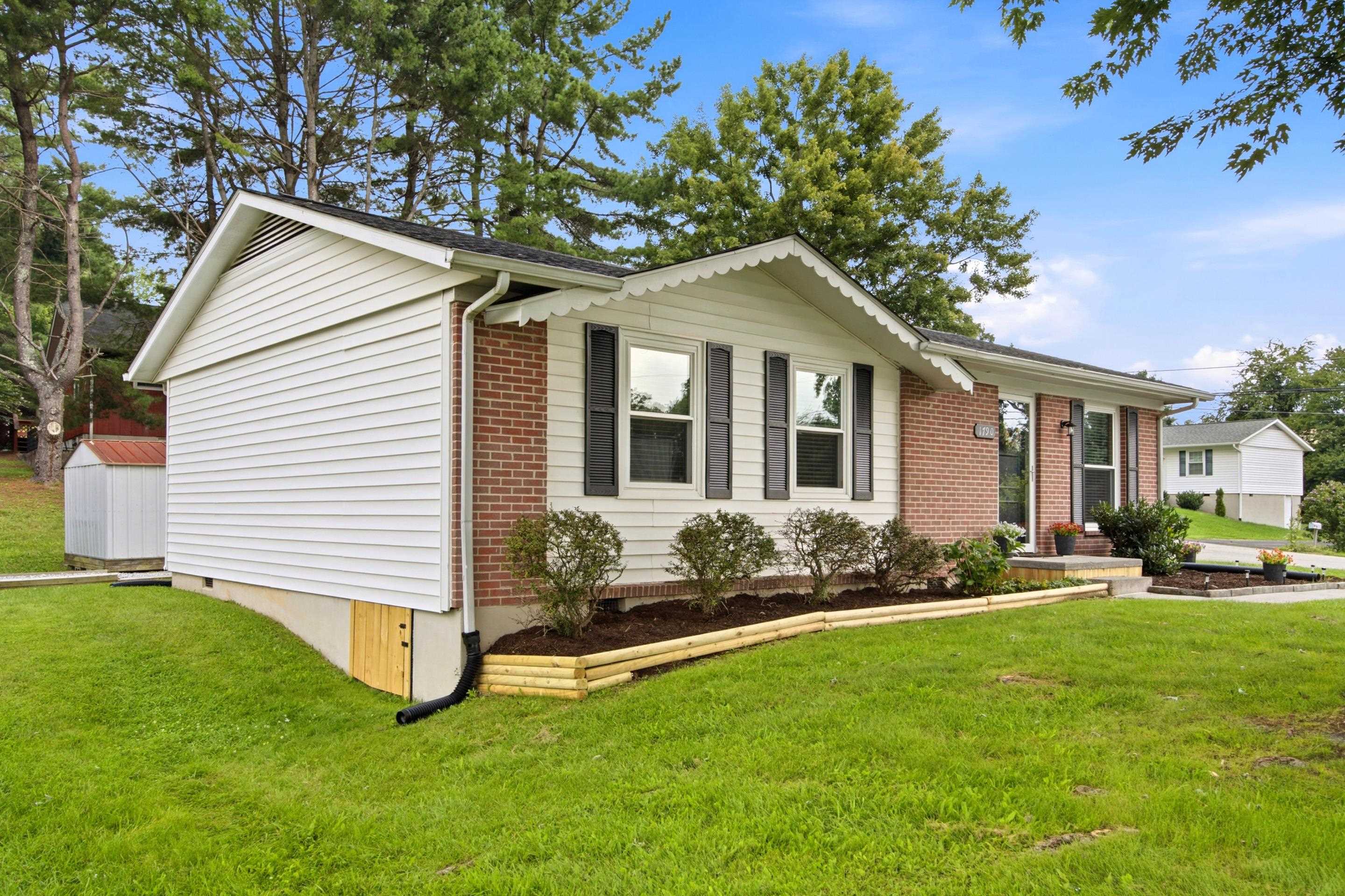 1790 Rainbow Street NE Christiansburg VA 24073
