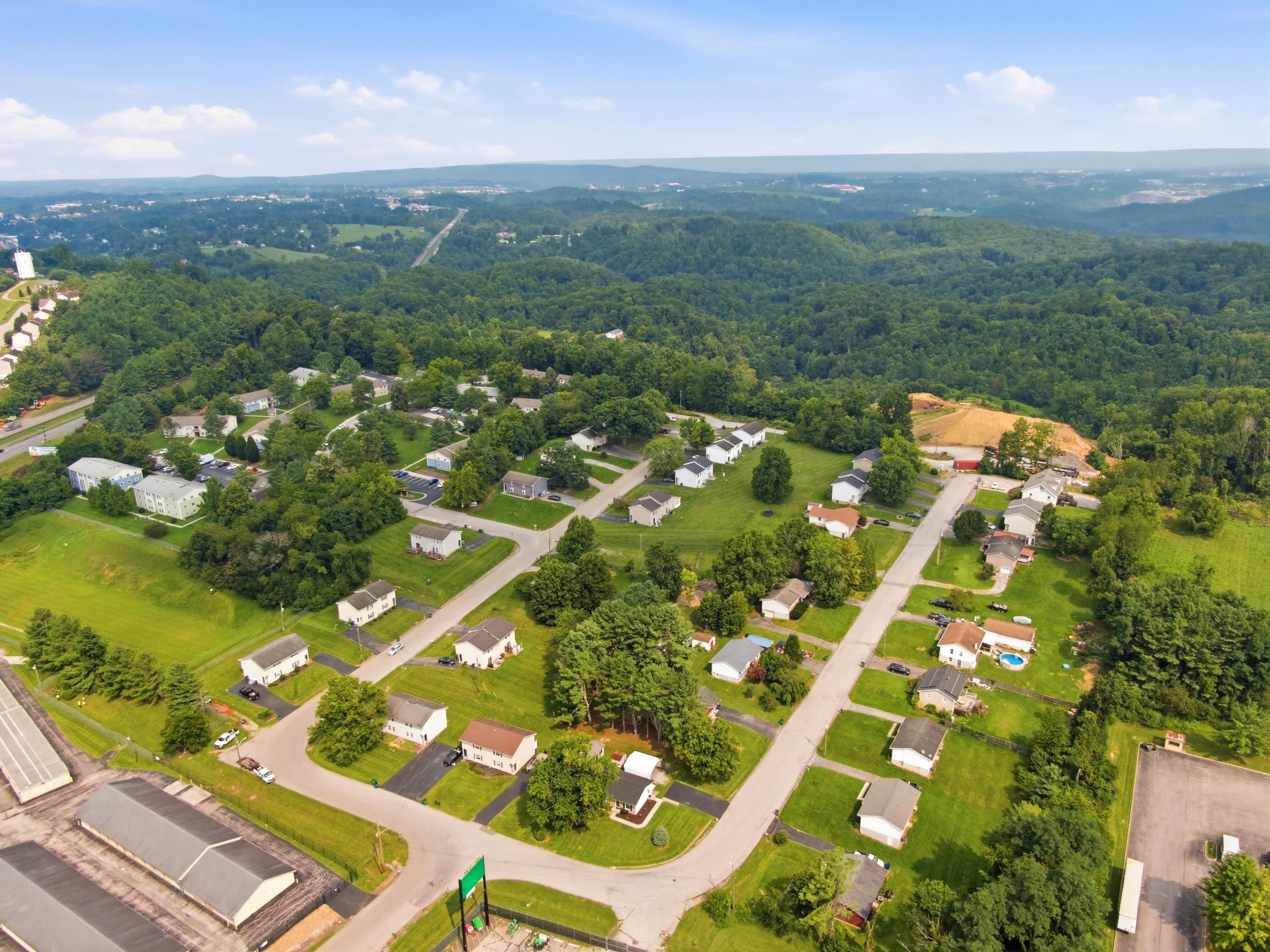 1790 Rainbow Street NE Christiansburg VA 24073