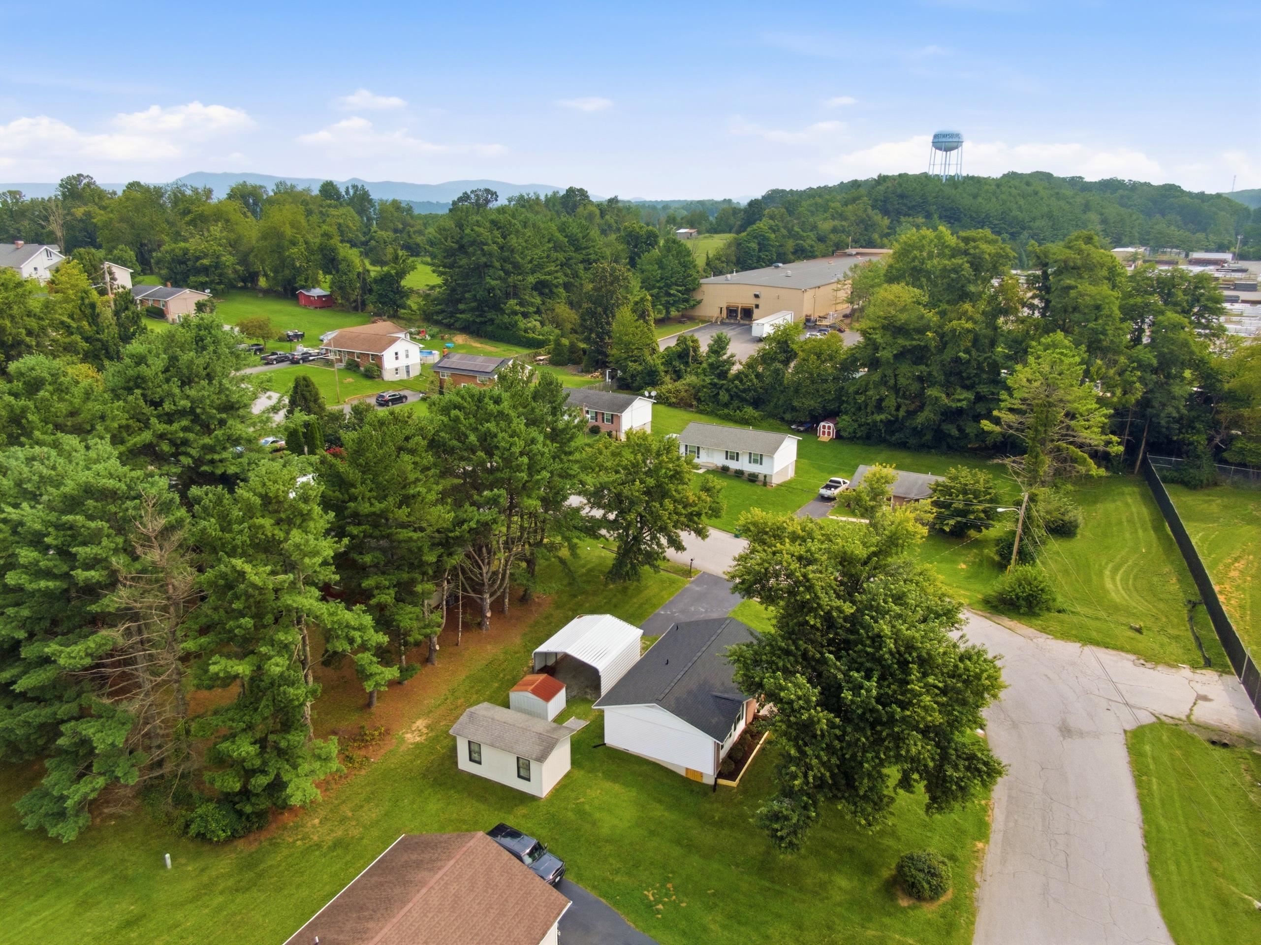 1790 Rainbow Street NE Christiansburg VA 24073