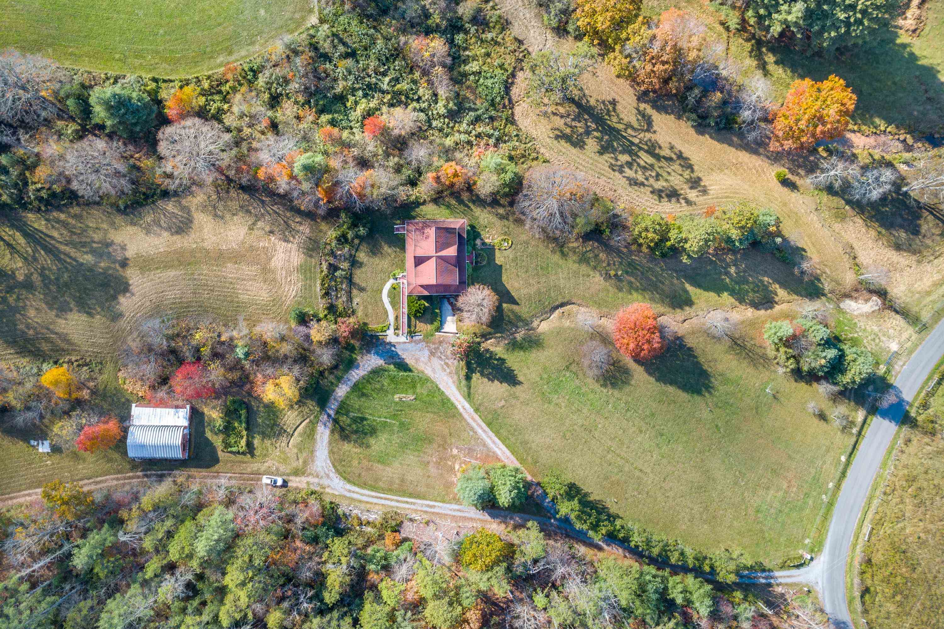 4149 SE Suiter Road SW Bastian VA 24314