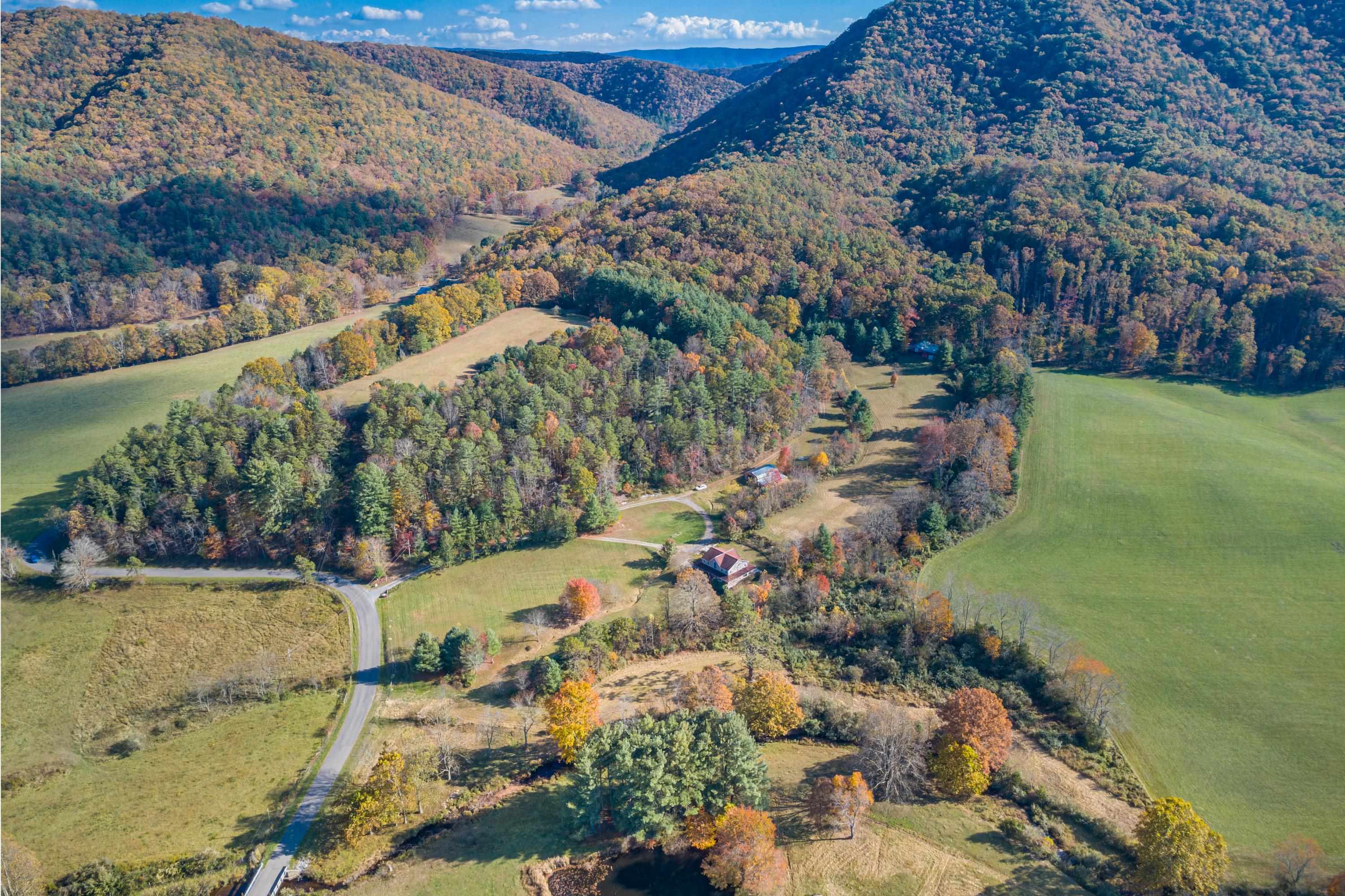 4149 SE Suiter Road SW Bastian VA 24314