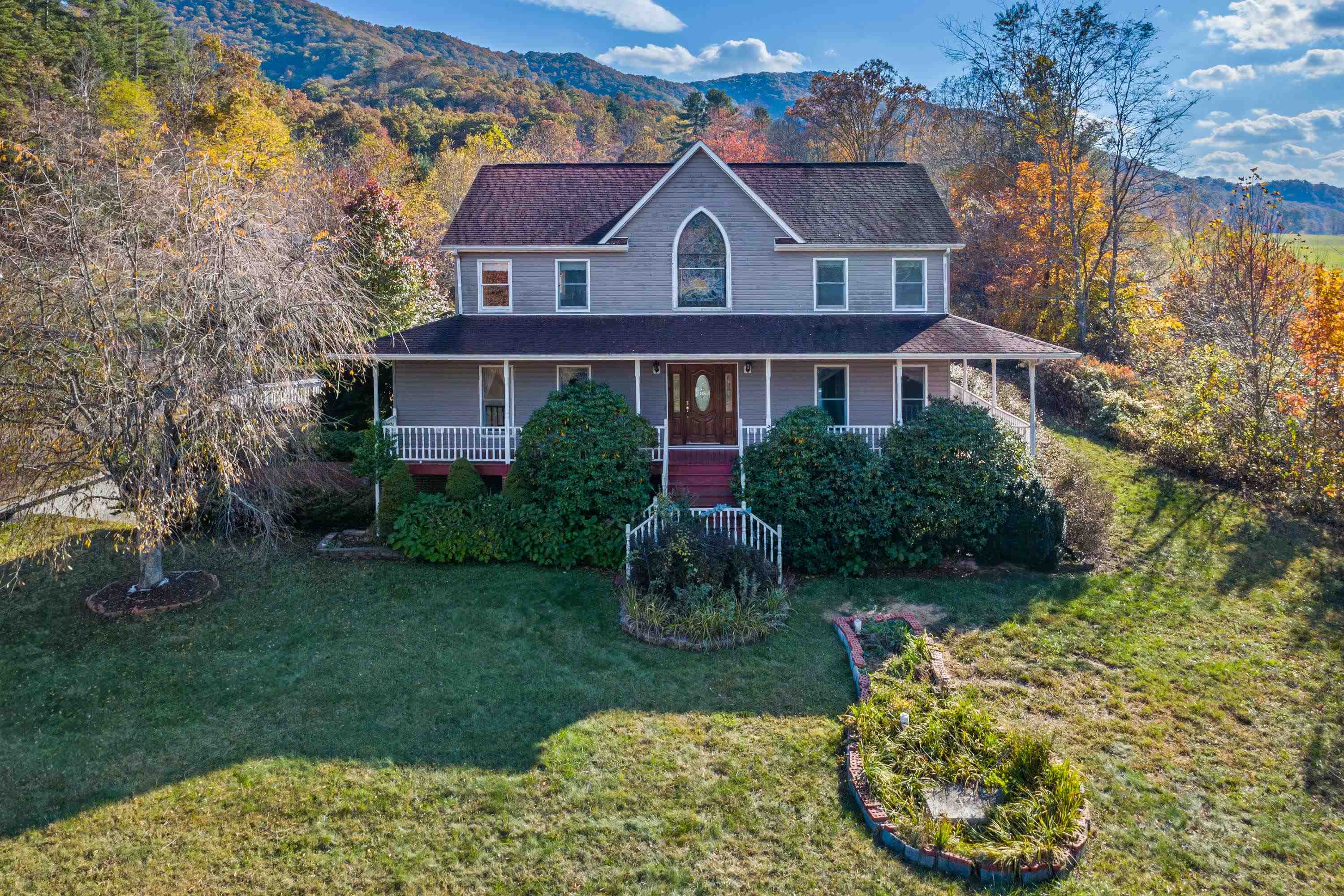 4149 SE Suiter Road SW Bastian VA 24314