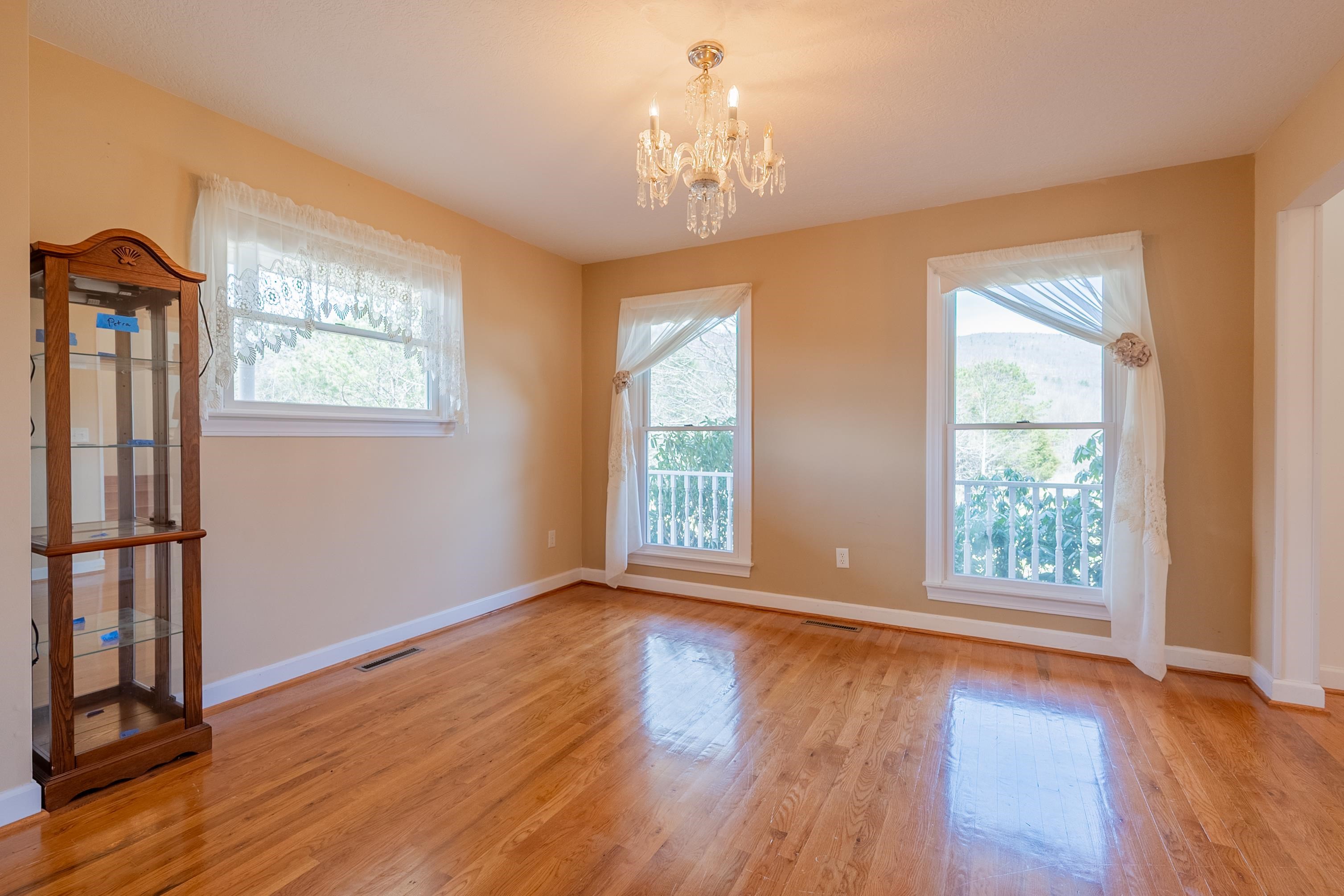 4149 SE Suiter Road SW Bastian VA 24314