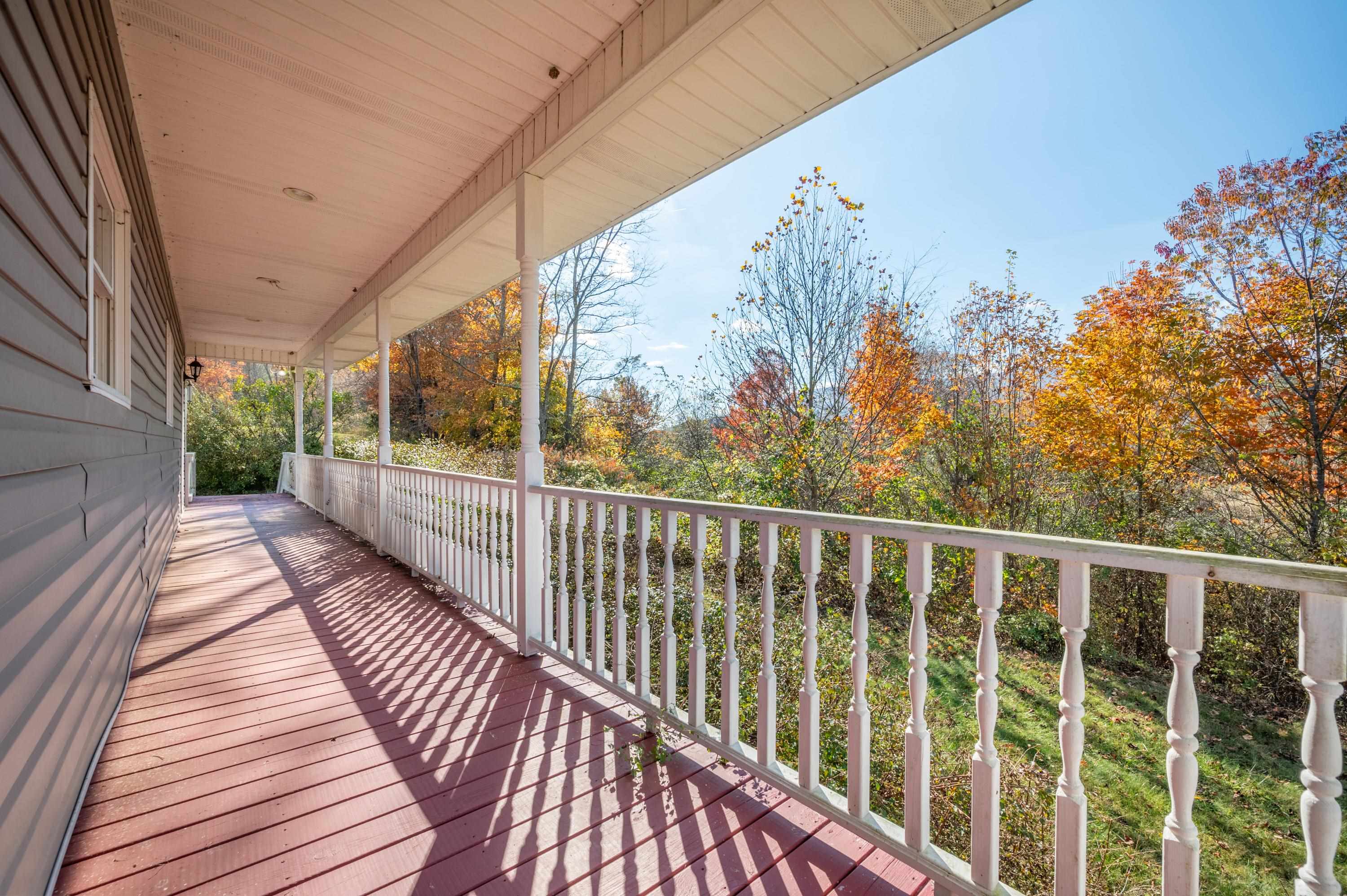 4149 SE Suiter Road SW Bastian VA 24314