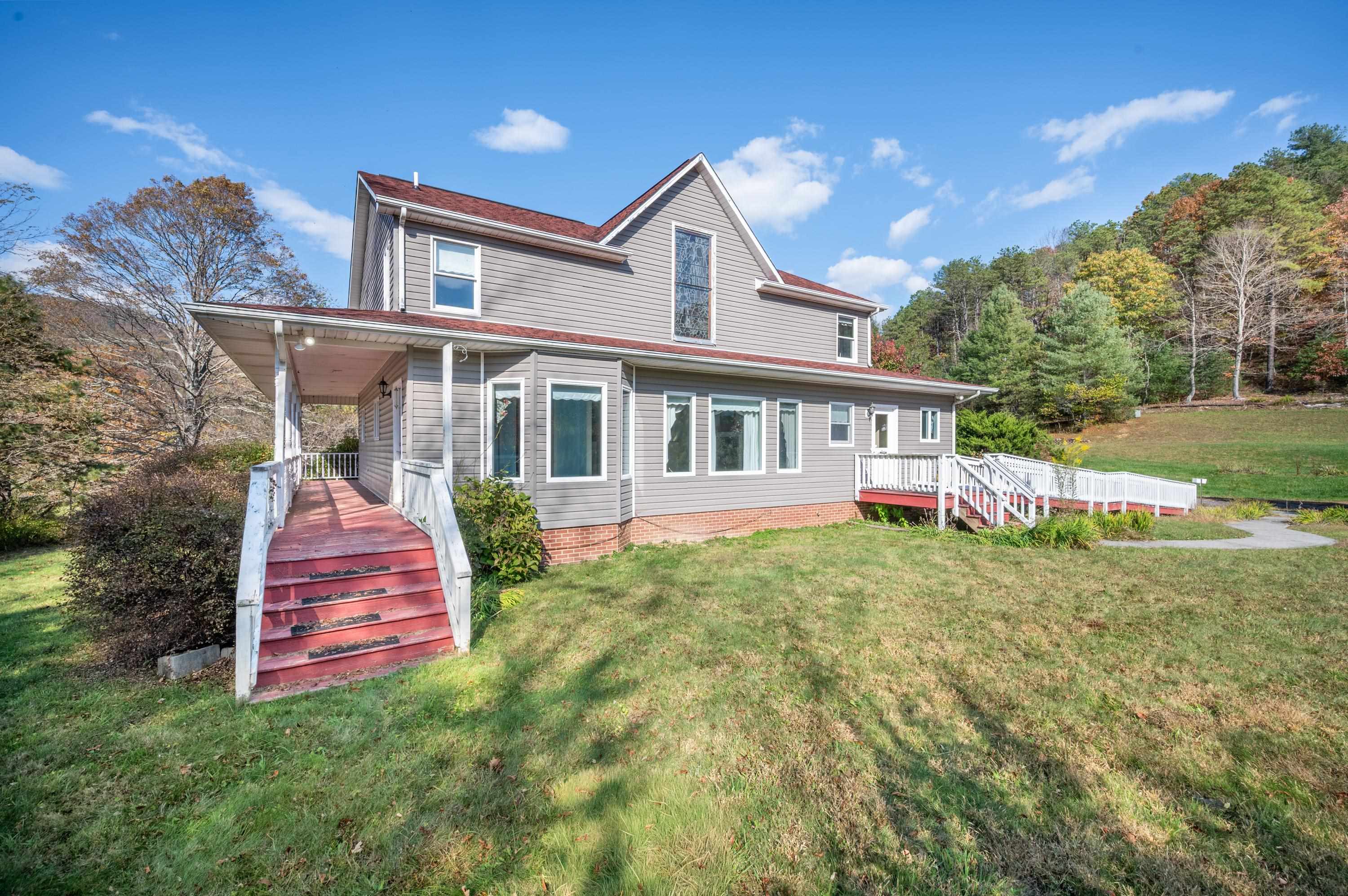 4149 SE Suiter Road SW Bastian VA 24314