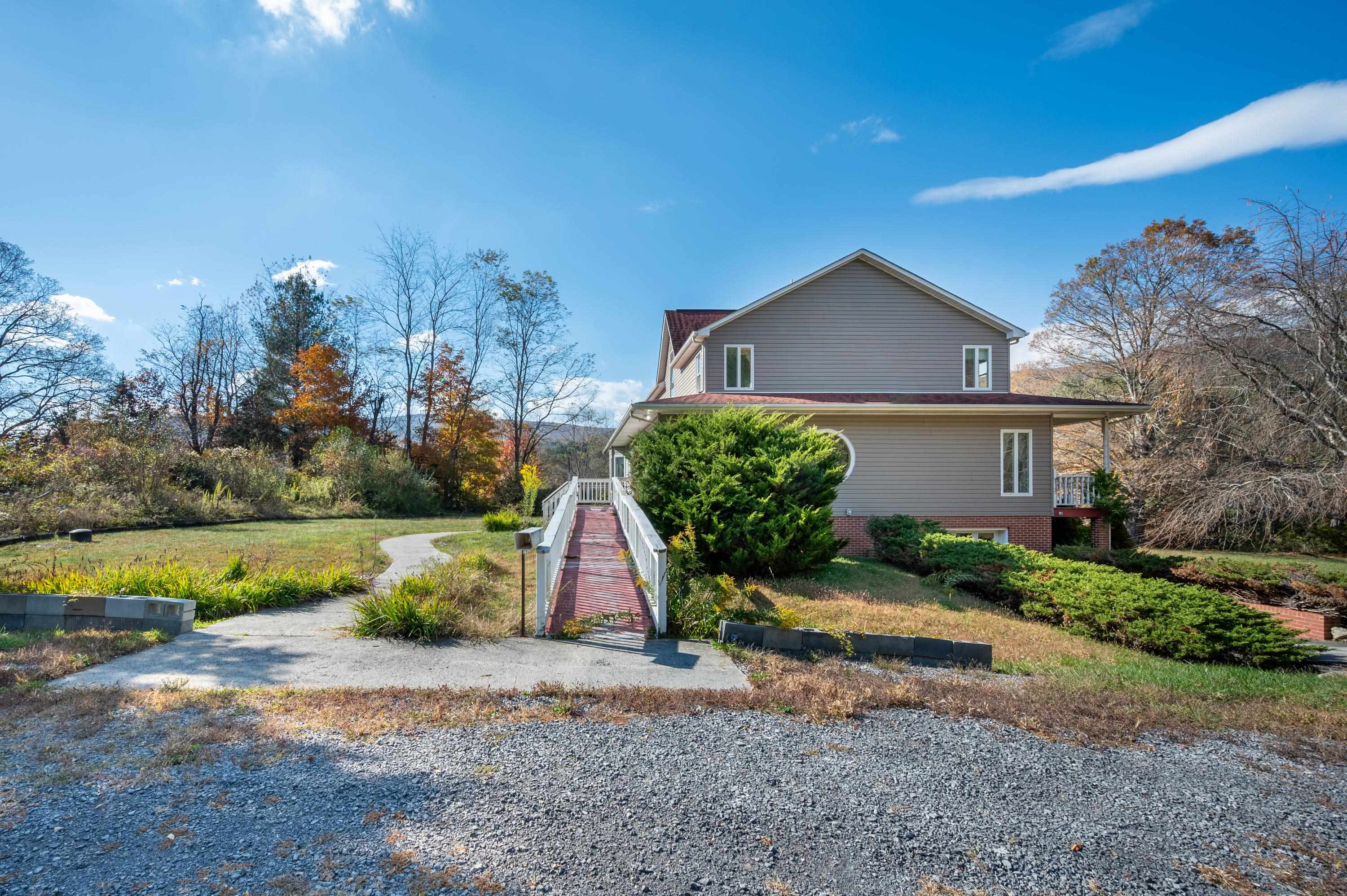 4149 SE Suiter Road SW Bastian VA 24314