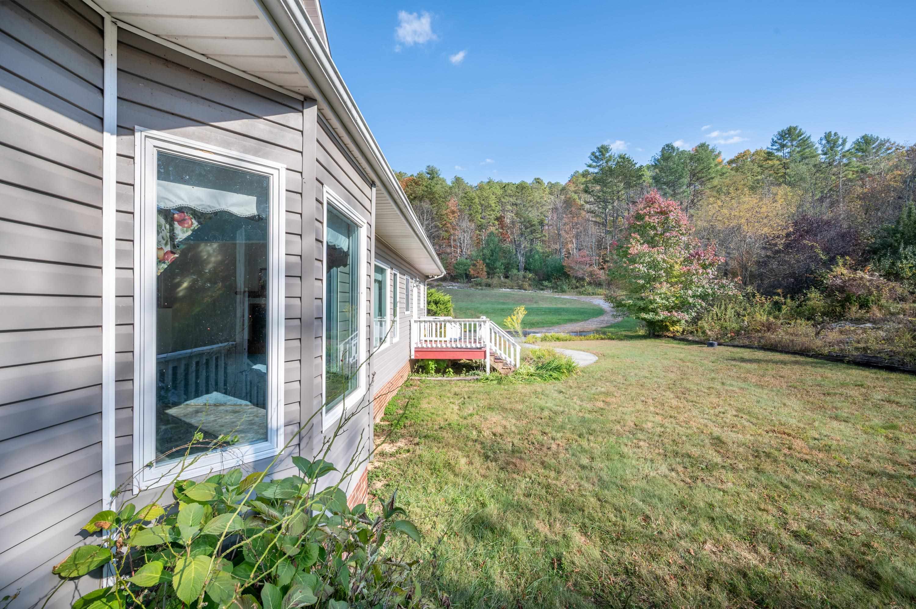 4149 SE Suiter Road SW Bastian VA 24314