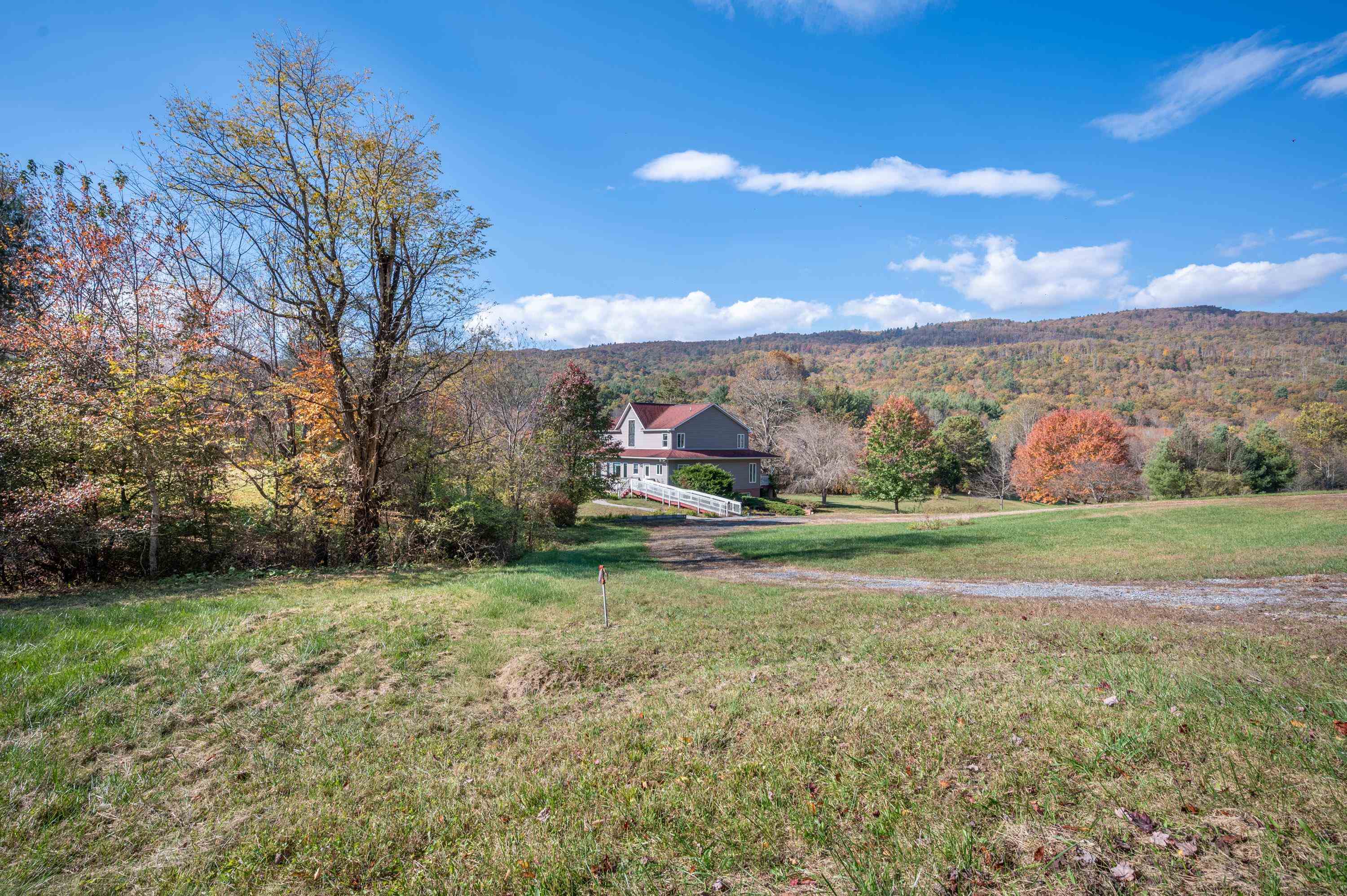 4149 SE Suiter Road SW Bastian VA 24314