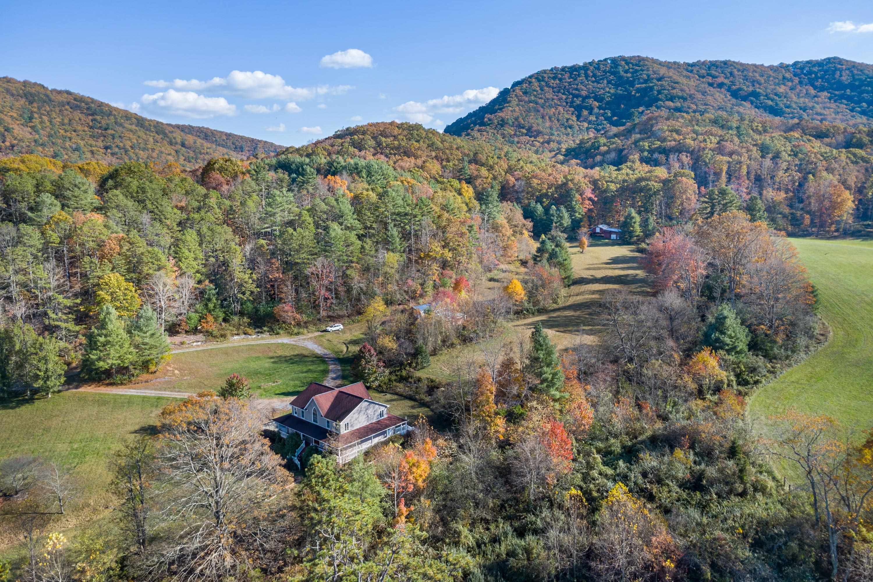 4149 SE Suiter Road SW Bastian VA 24314