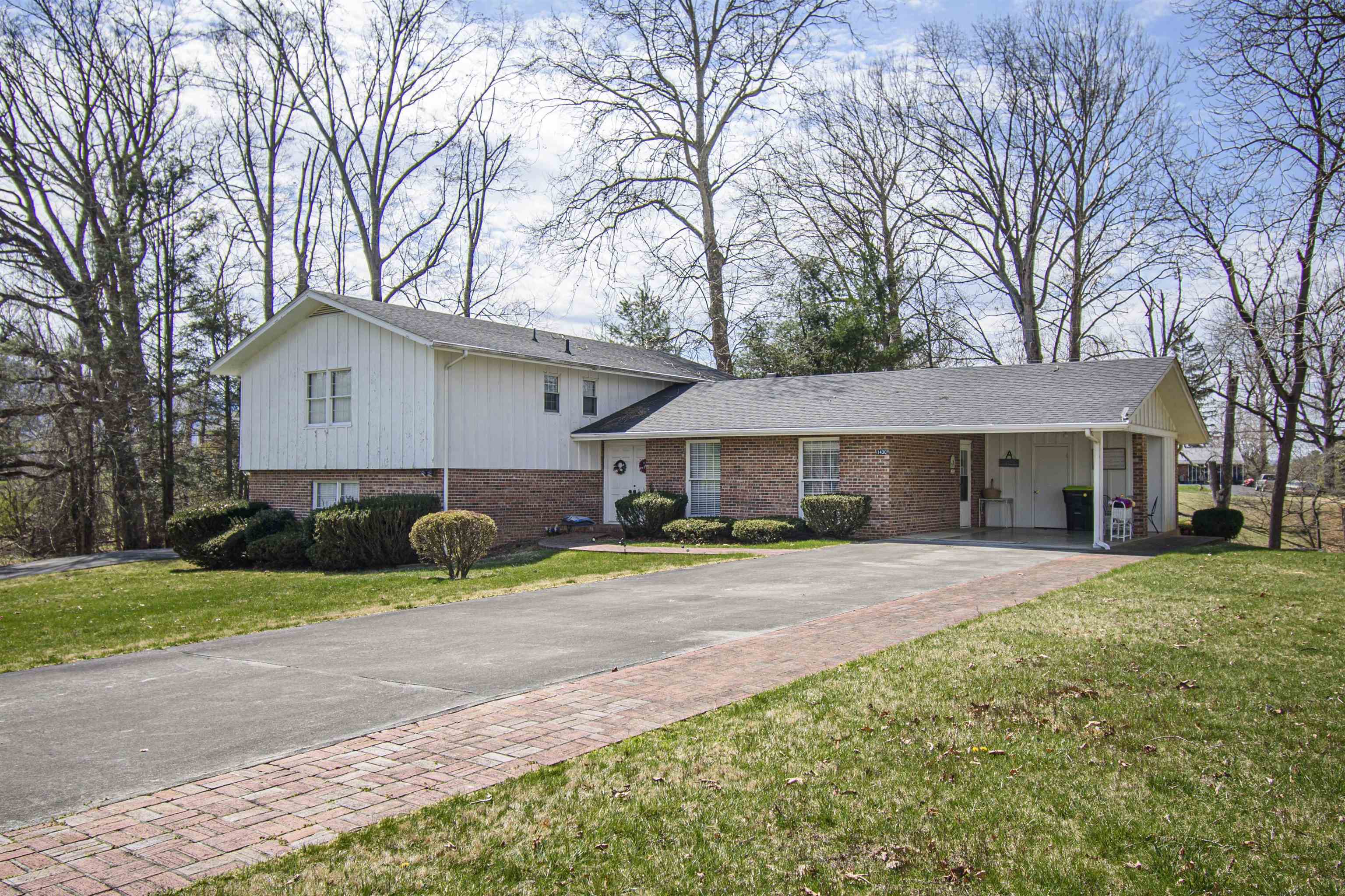 1430 English Forest Road Pulaski VA 24301