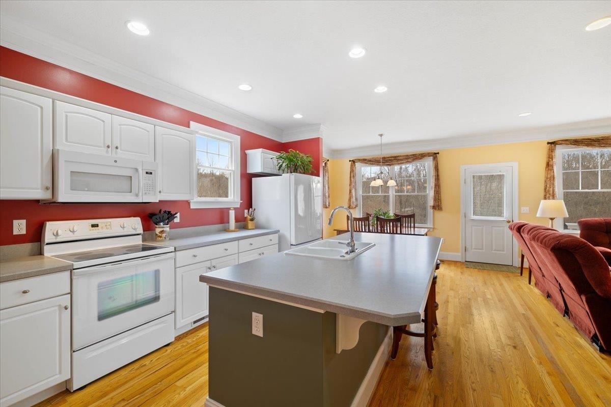 1601 Honeysuckle Drive Blacksburg VA 24060