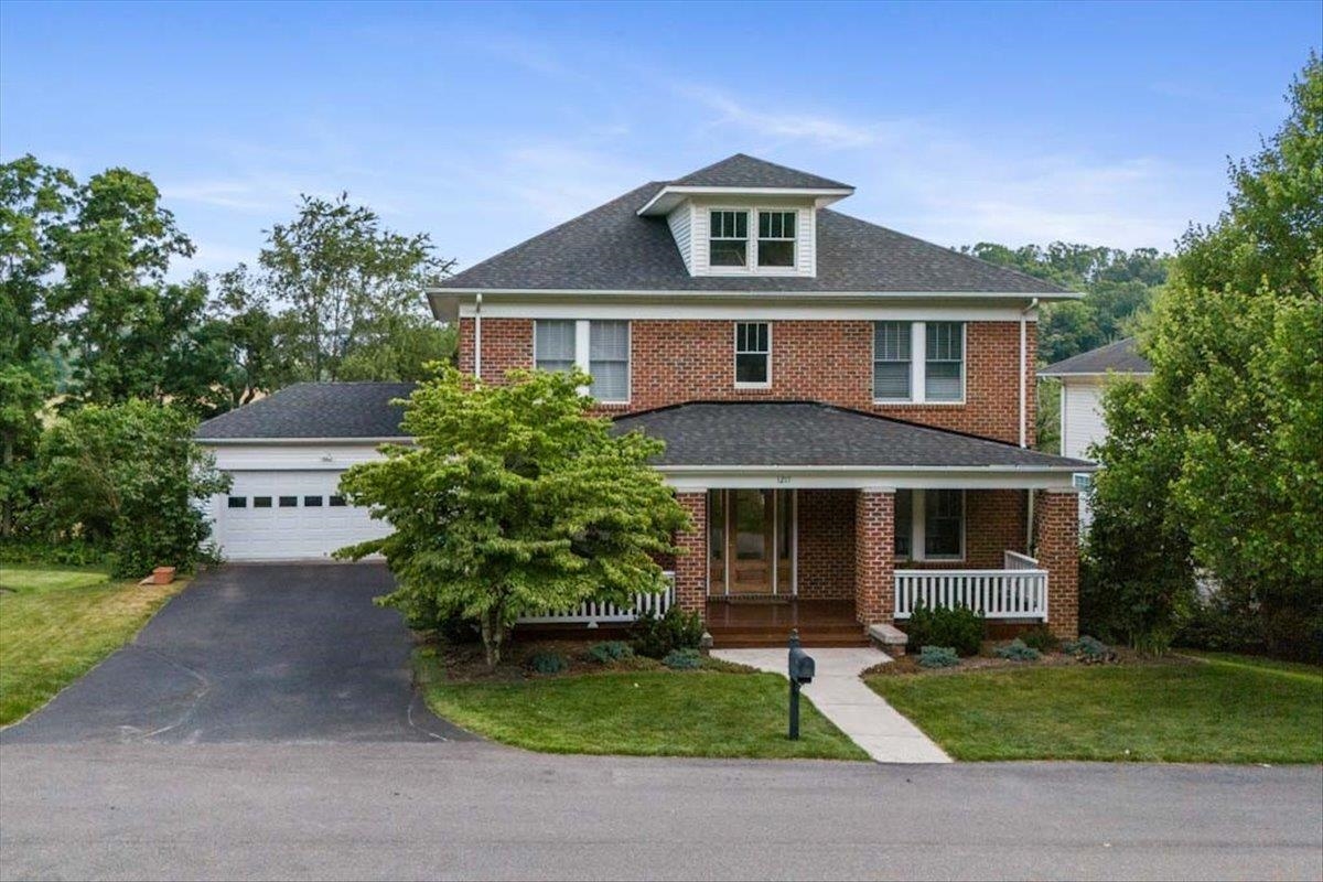 1217 Village Way S Blacksburg VA 24060