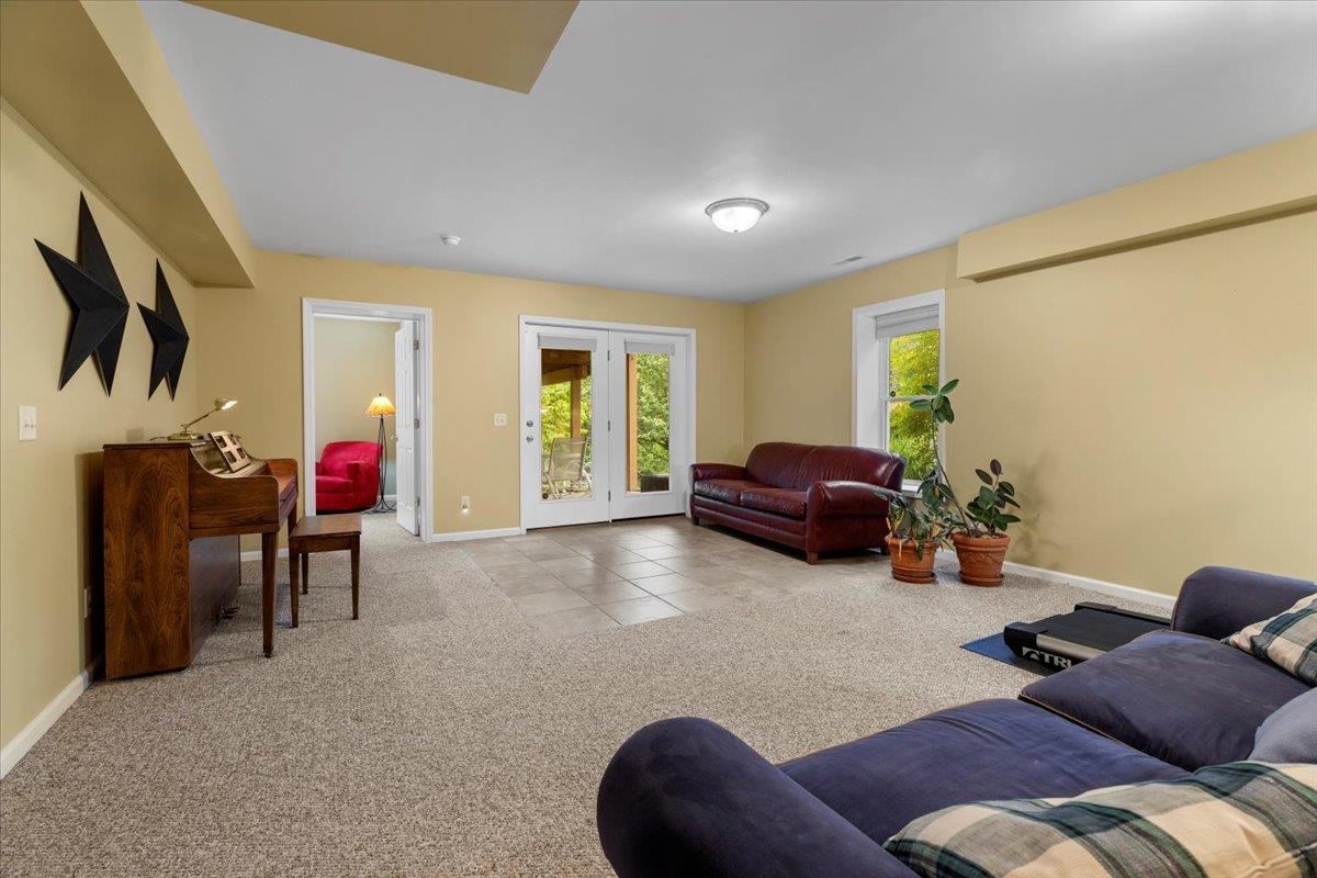 1217 Village Way S Blacksburg VA 24060