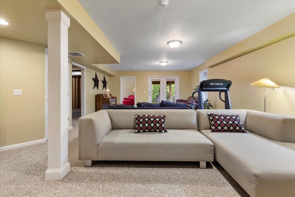 1217 Village Way S Blacksburg VA 24060