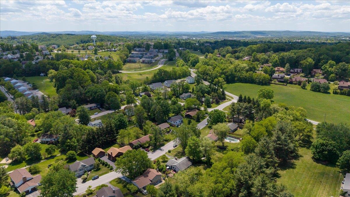111 Woodbine Dr Drive Blacksburg VA 24060