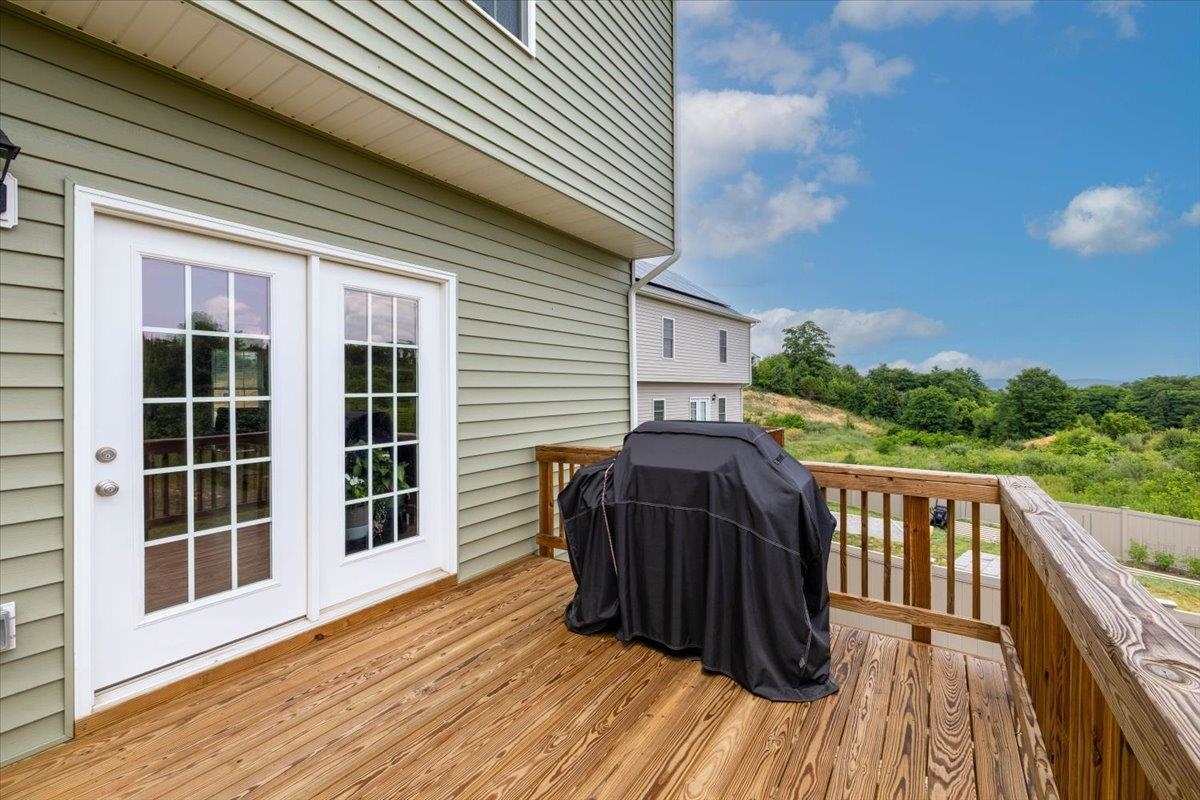 990 Holland Loop Christiansburg VA 24073