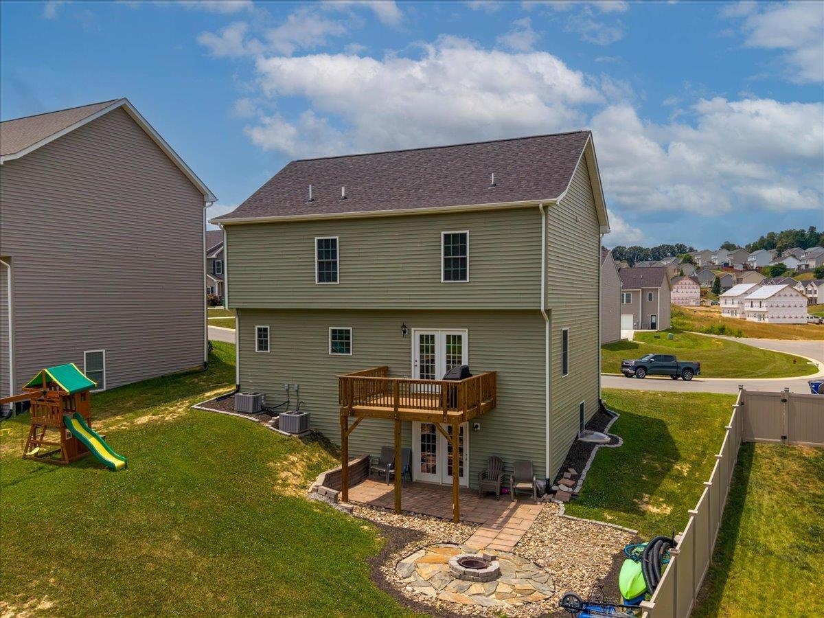 990 Holland Loop Christiansburg VA 24073
