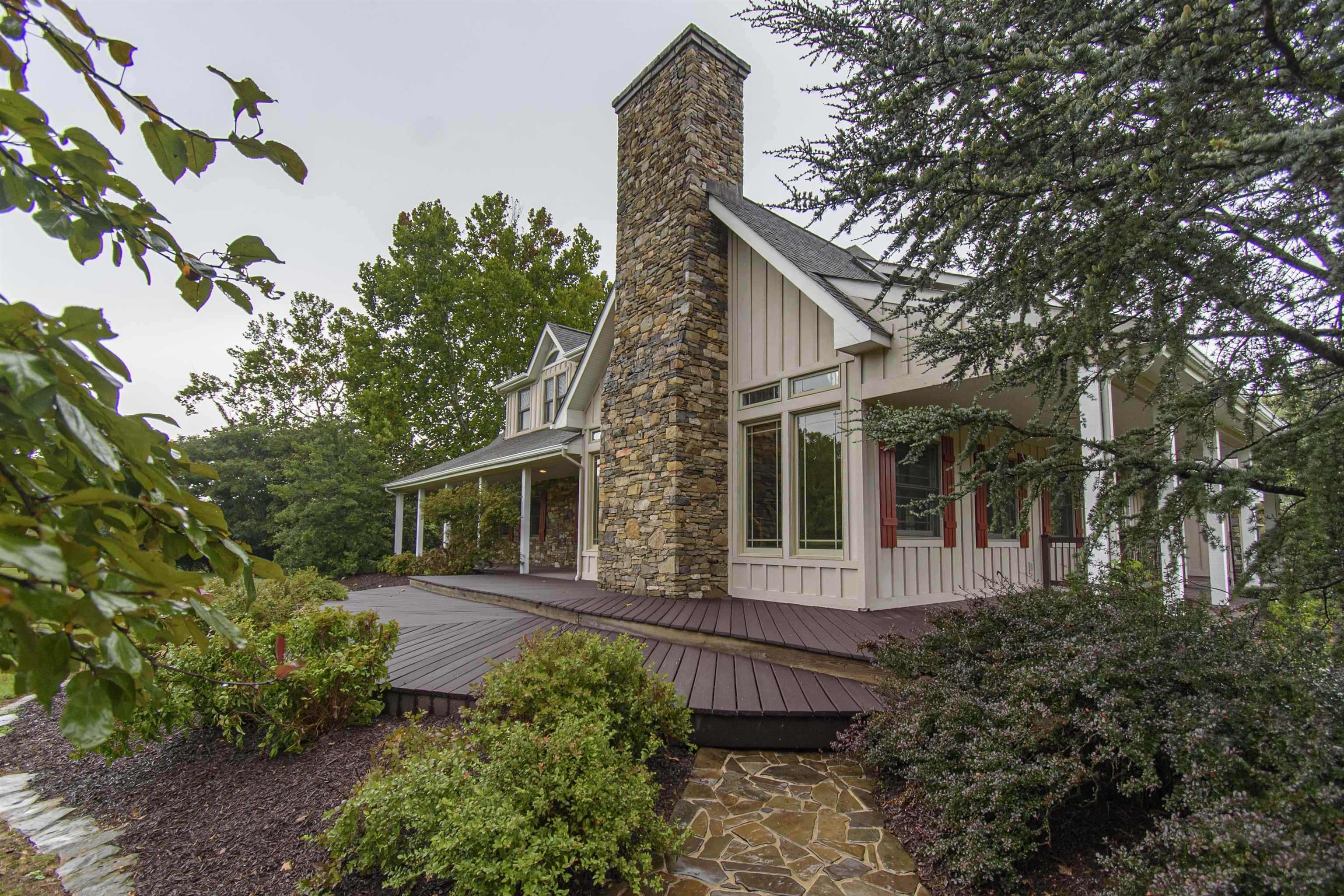 7083 Foxfire Road Catawba VA 24070